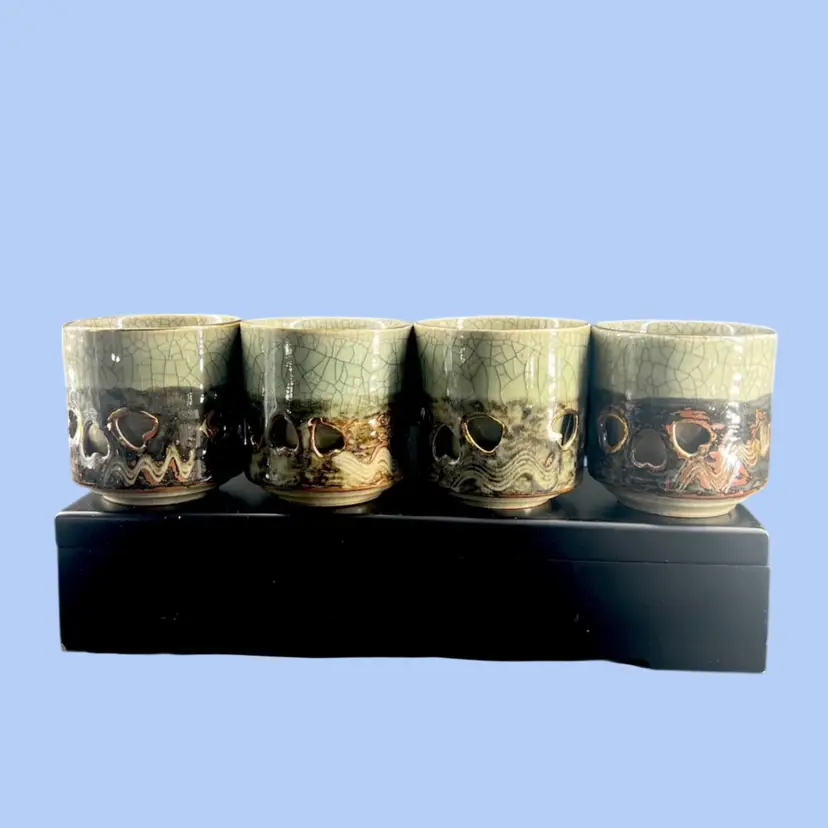 #284- SomaYaki Tea Cups Set 4pc Pottery Saki Somaware Gold Trim Golden Horse Year of The Horse Dual Wall