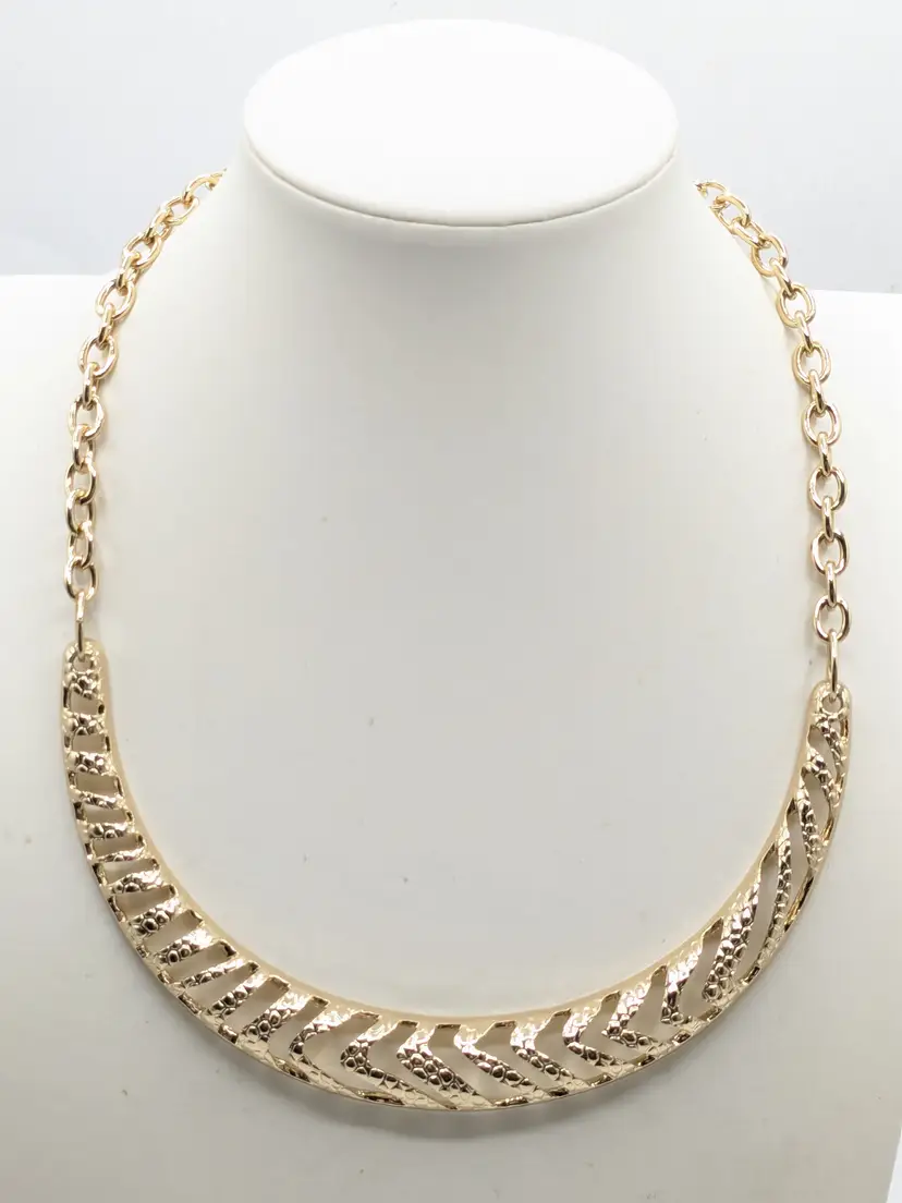Gold Tone Crescent-Shaped Textured Chevron Necklace NWOT