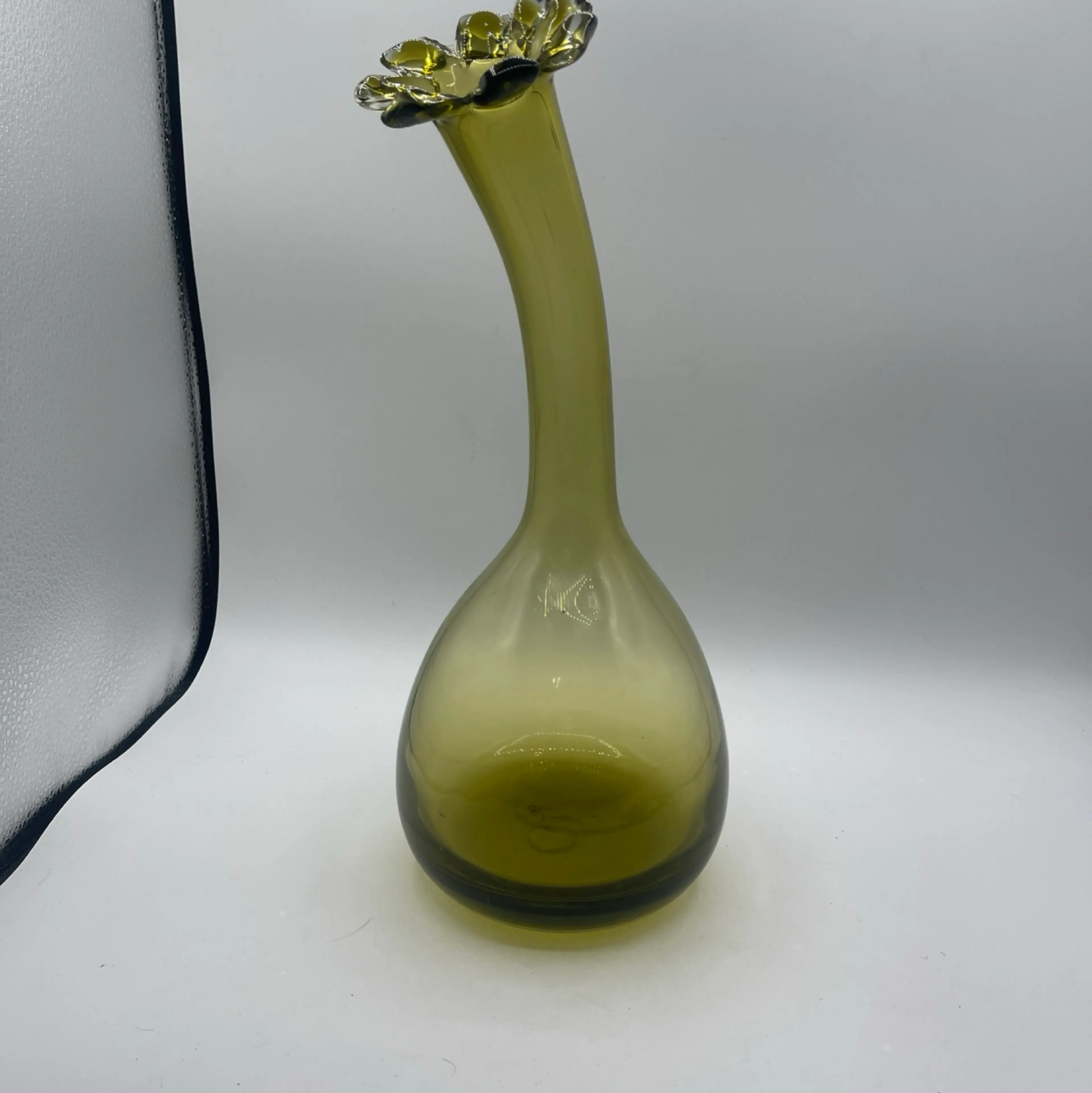 Image 2 of 12