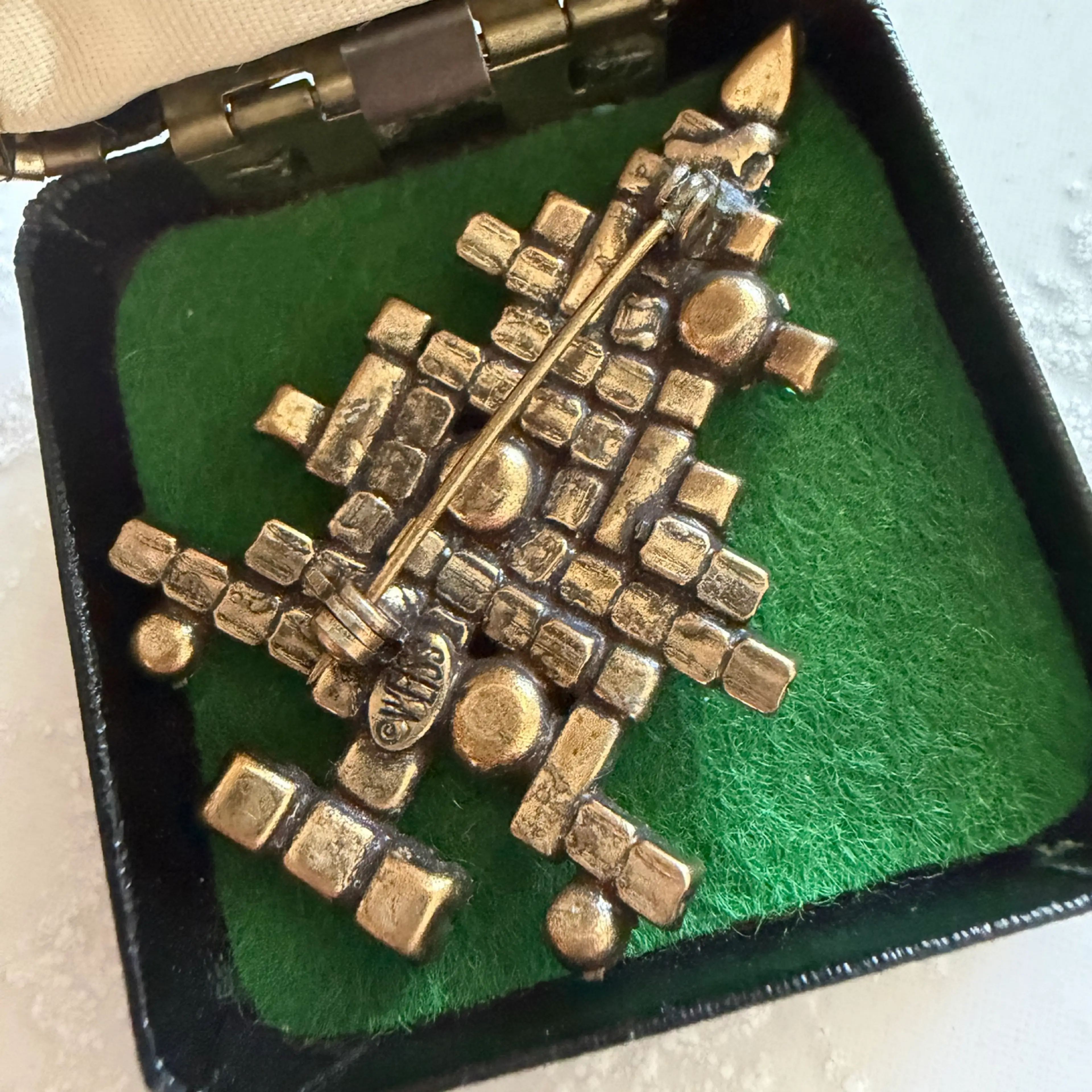 Image 3 of 5