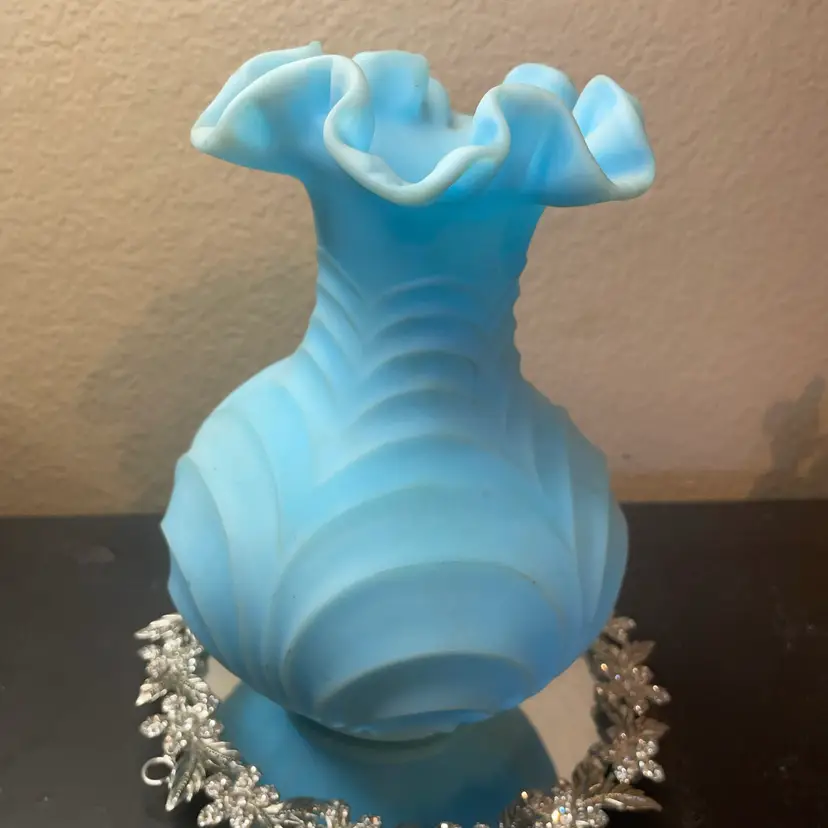 Gorgeous Fenton 8” Drapery Satin Blue Glass Ruffled Vase