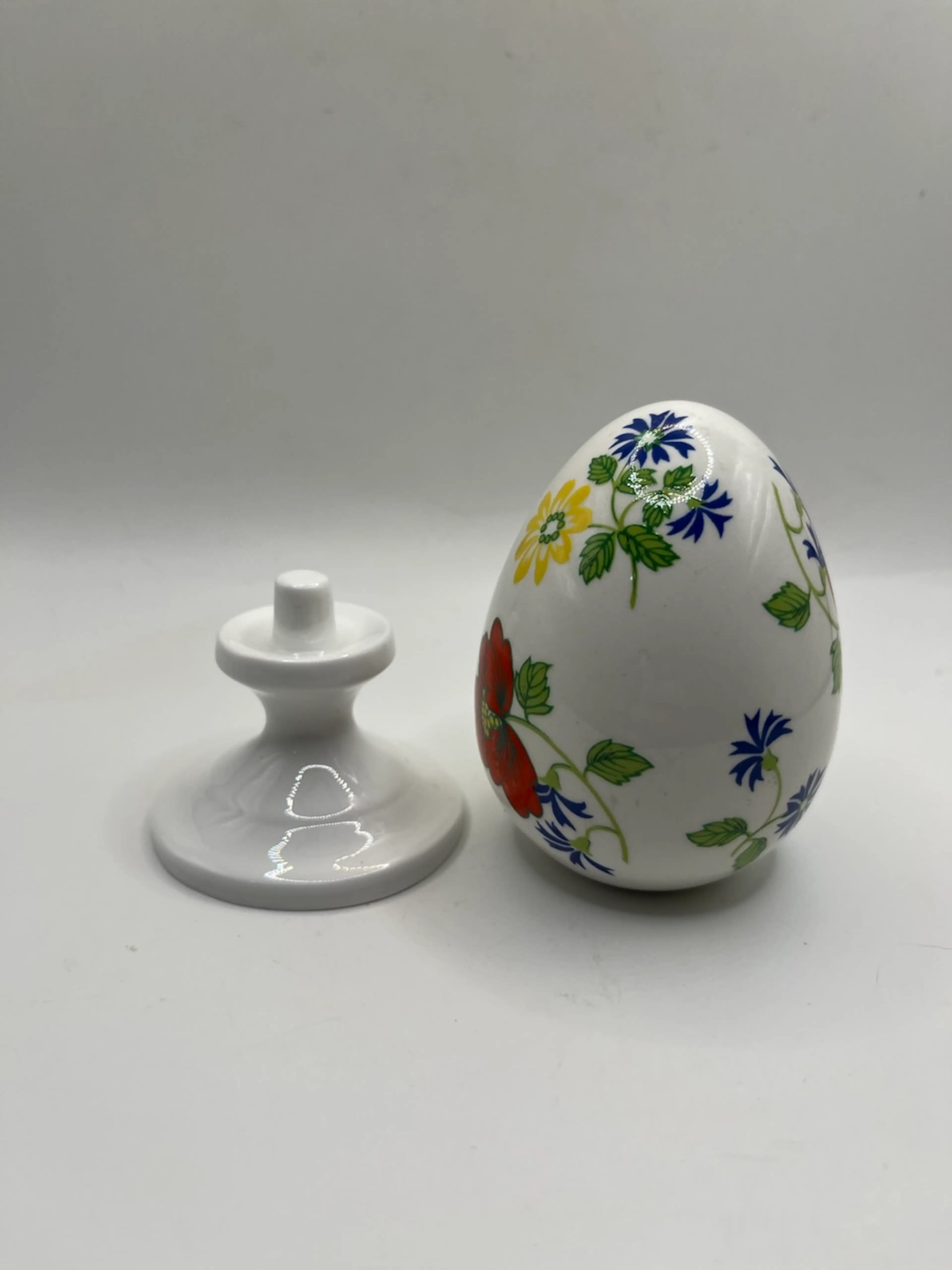 Image 3 of 8