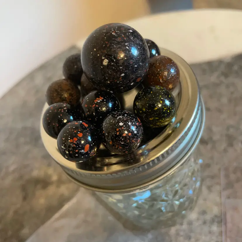 12 Speckled Glass Marbles With Big Shooter