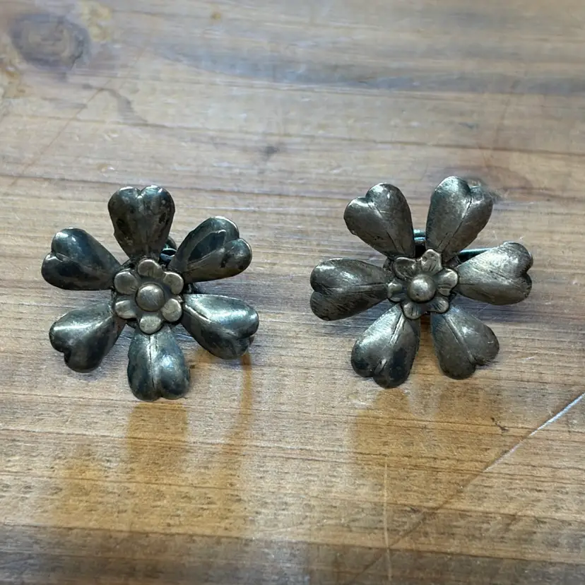 Sterling Silver Floral Thread Back Earrings Vintage