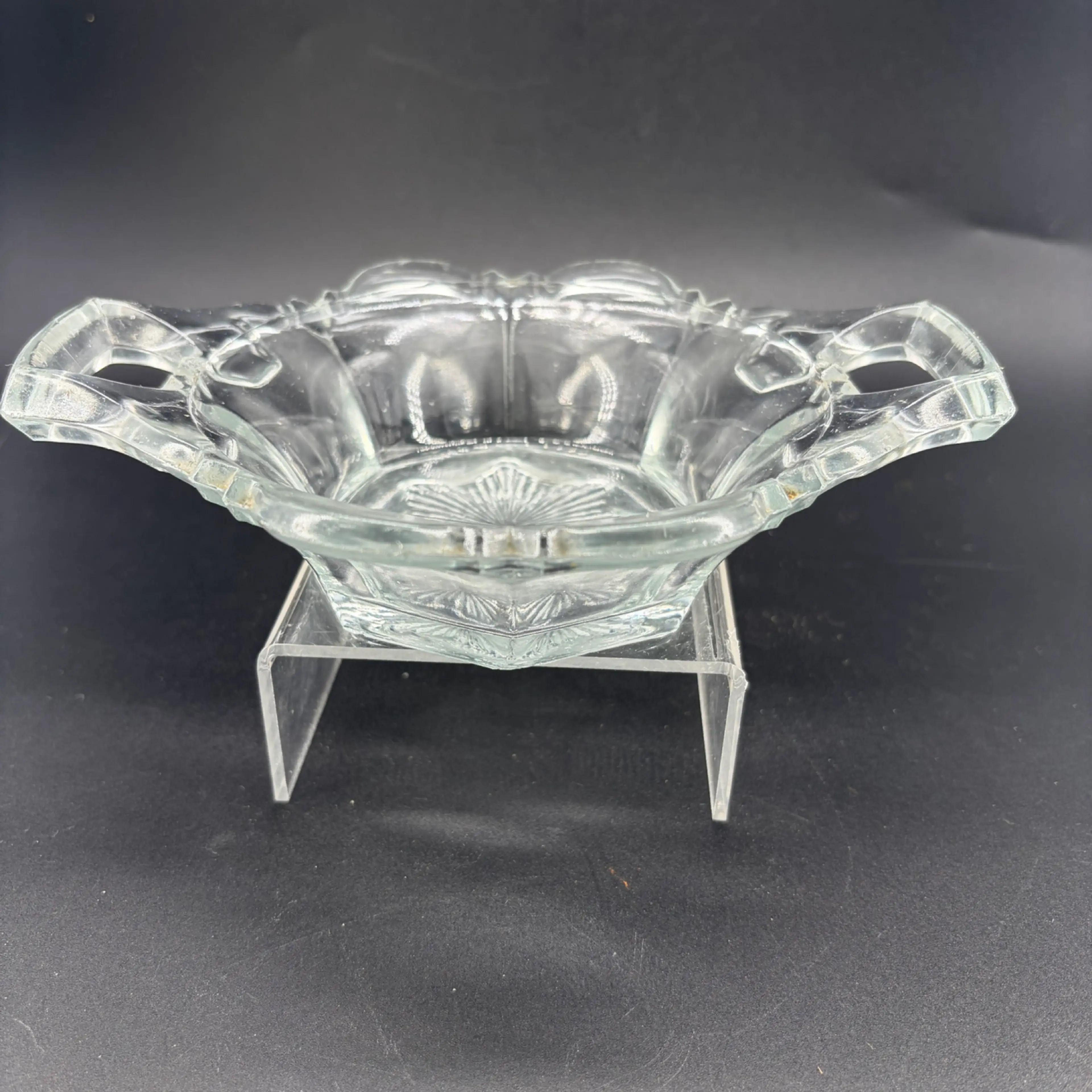 Image 3 of 4