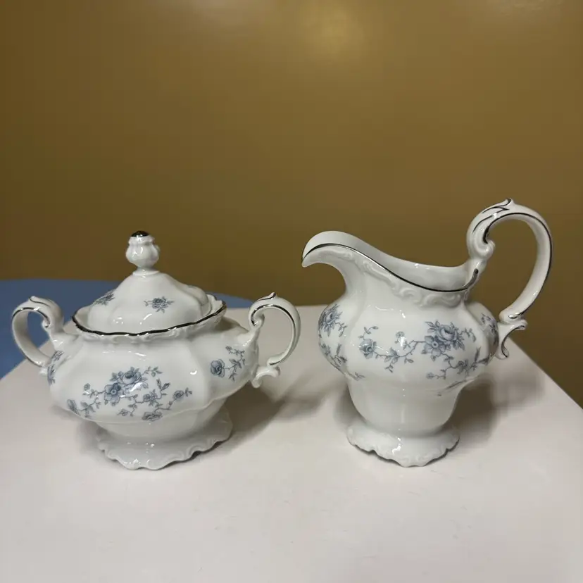 Haviland White Porcelain Blue Floral Creamer and Lidded Sugar Bowl Set