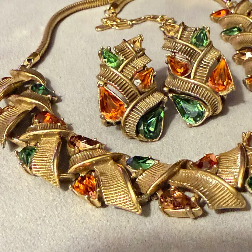 Vintage Signed Coro Scheherazade Textured Ribbon Metalwork w Green Amber Orange Teardrop Rhinestone Goldtone Demi Parure Necklace & Clip Earrings Set **Read!**
