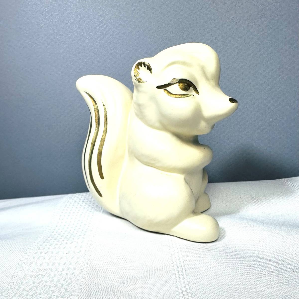 Niknax · Vintage Mid-Century White Ceramic Skunk Squirrel Figurine Gold ...