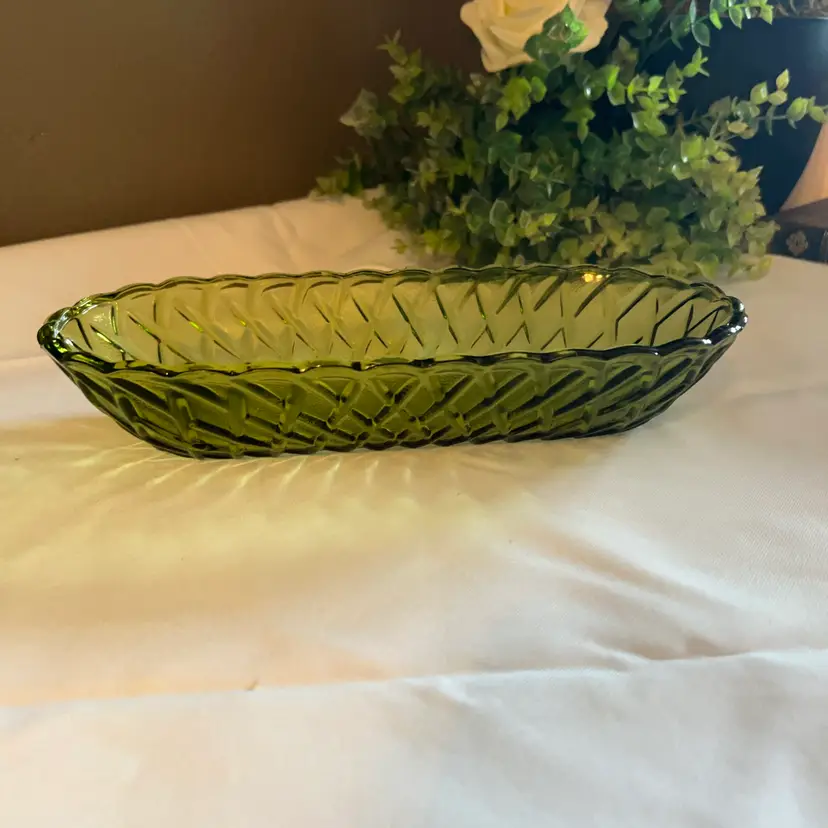 Vintage 1970s Indiana Glass Olive Green Pretzel Pattern Relish Dish