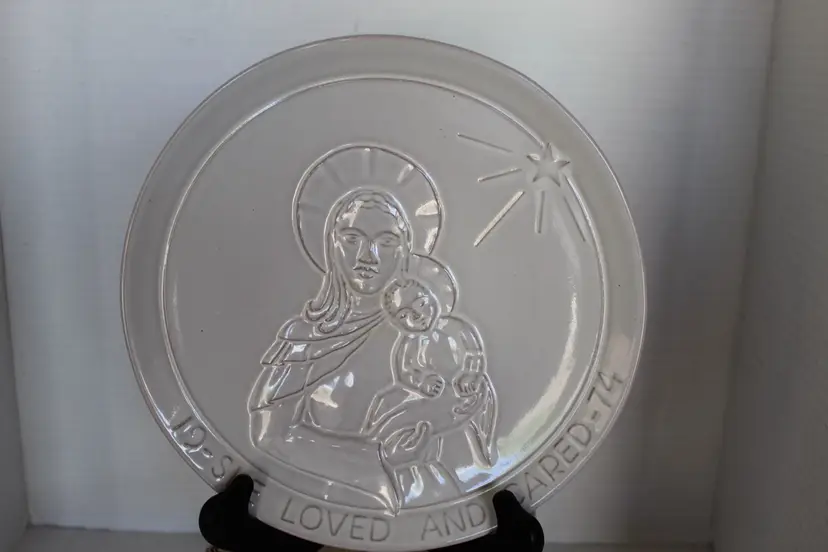 Frankoma Pottery Signed Joniece Frank 1974 Plate She Loved And Cared Mary Child