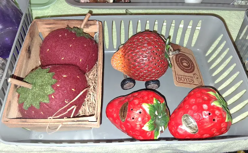 Vintage Strawberry Themed Bundle