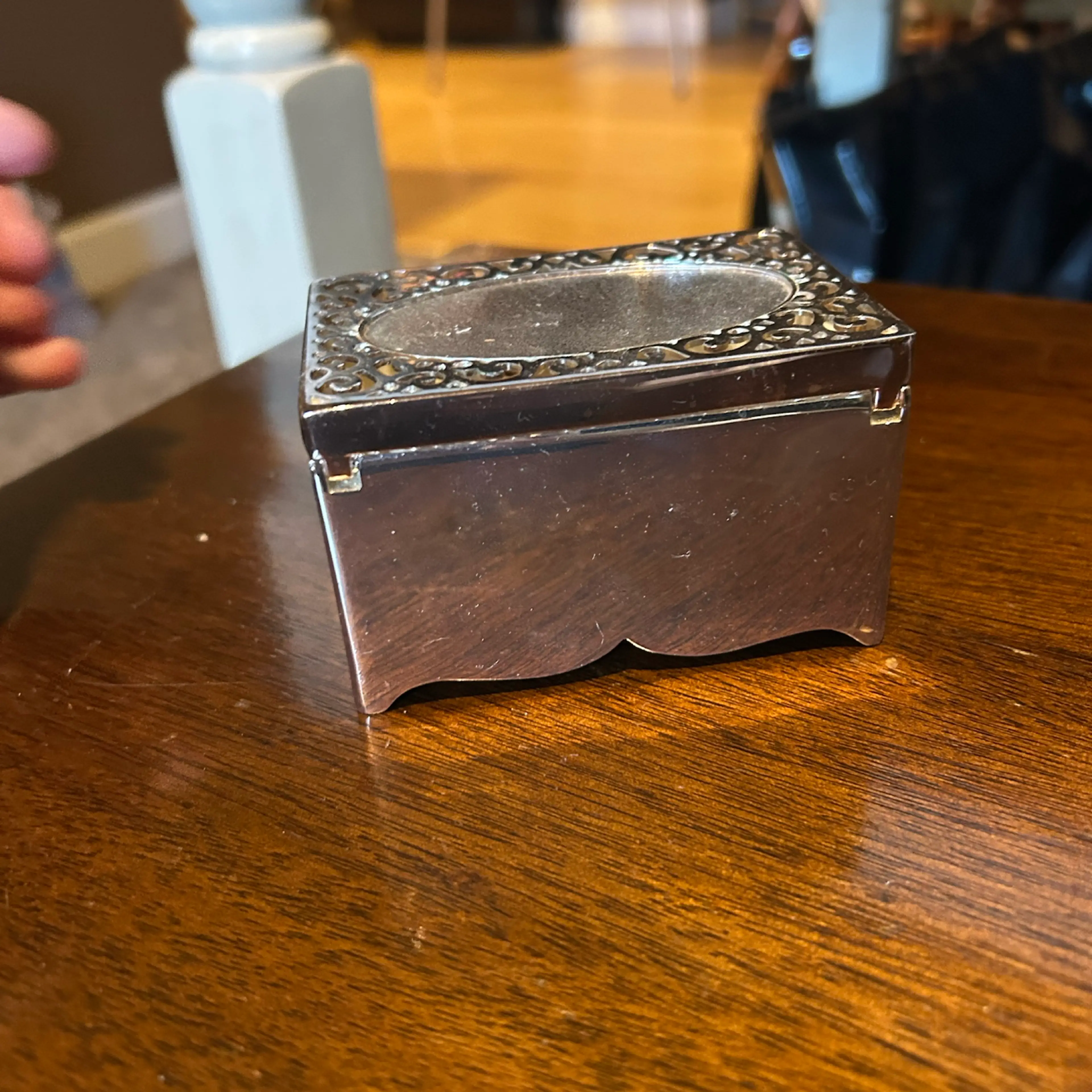 Image 4 of 5