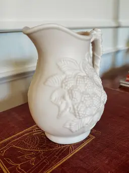 Other Holiday Decor (non-Christmas)