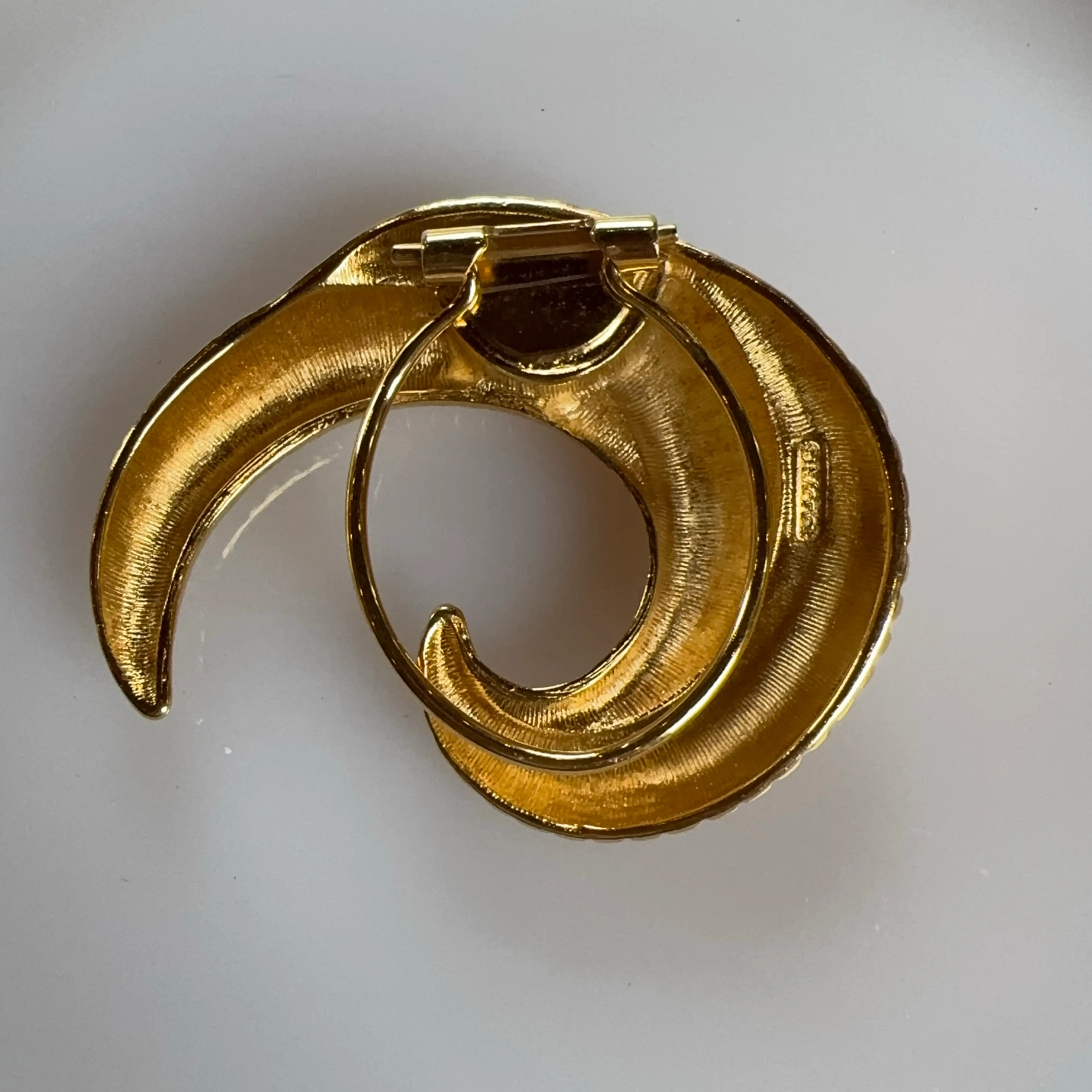 Image 2 of 4