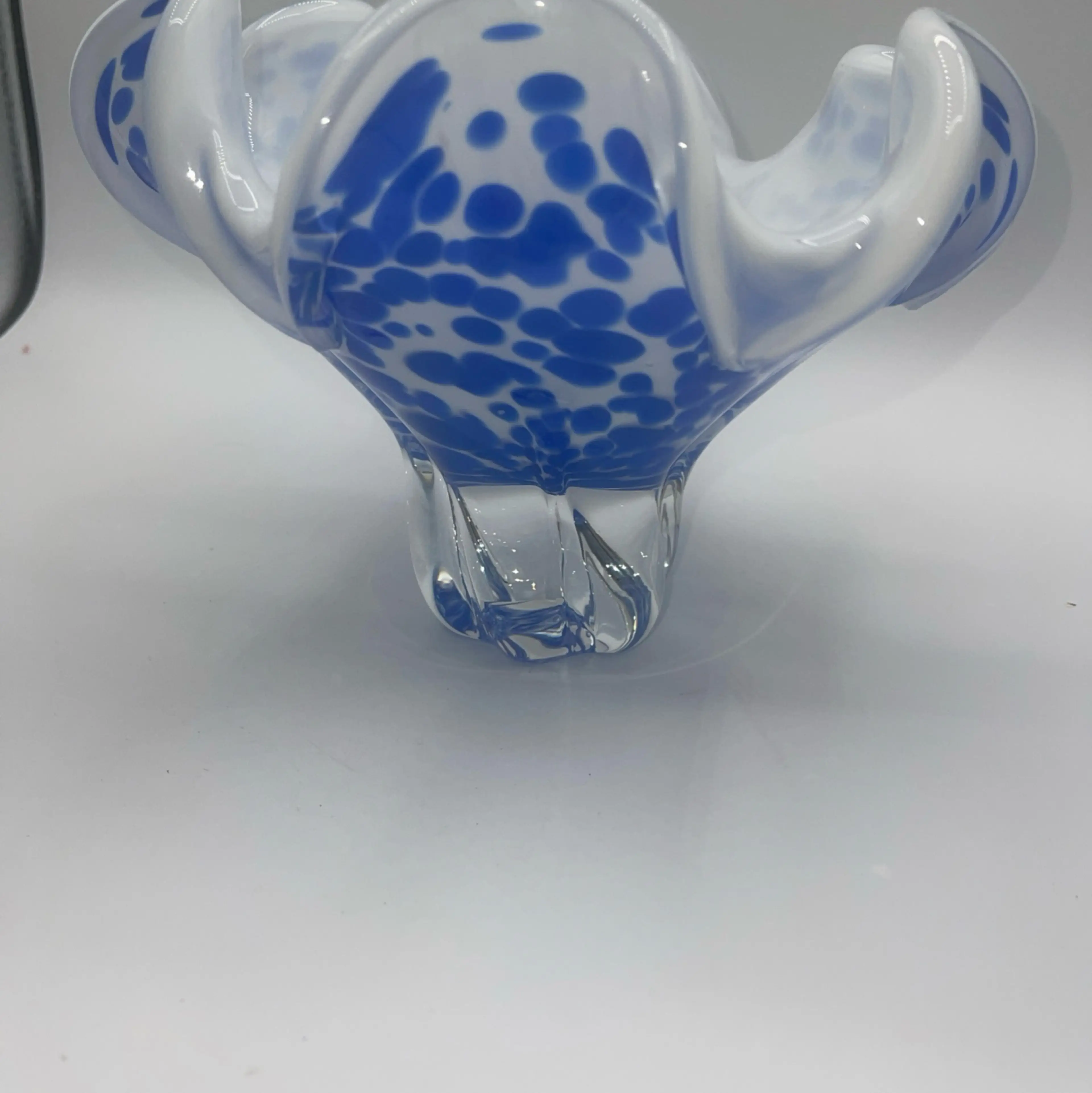 Image 4 of 8