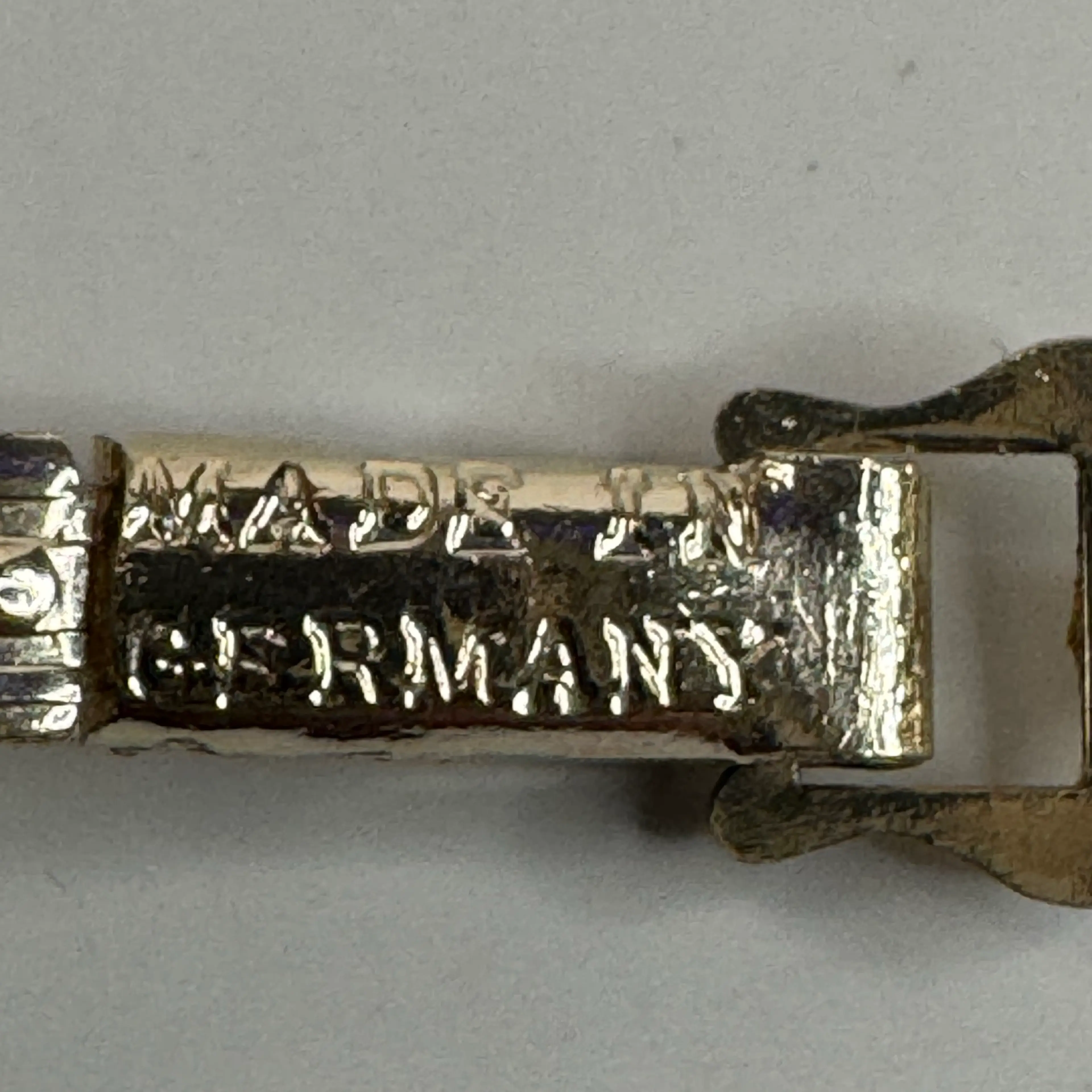 Image 4 of 4