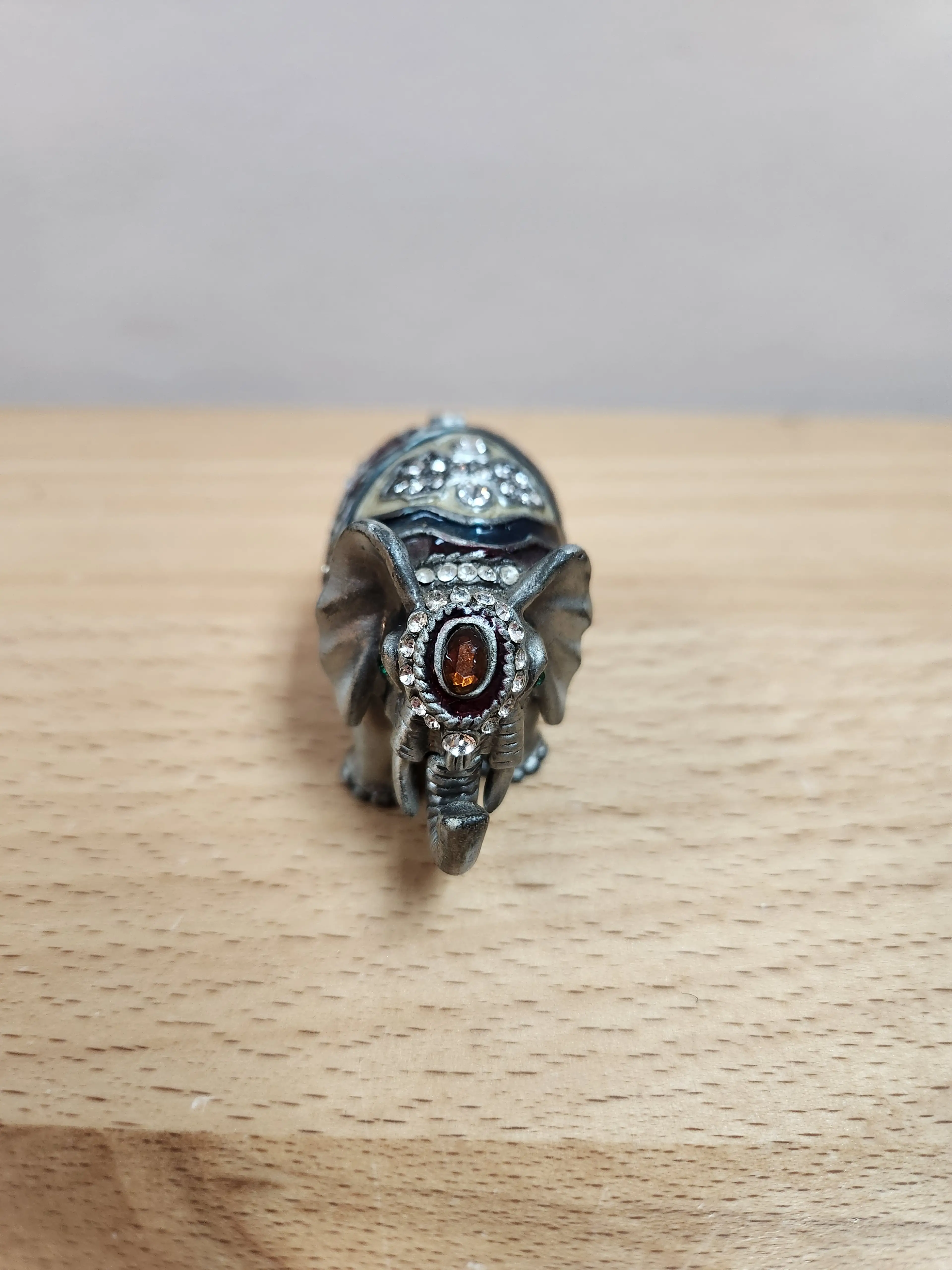 Image 4 of 10