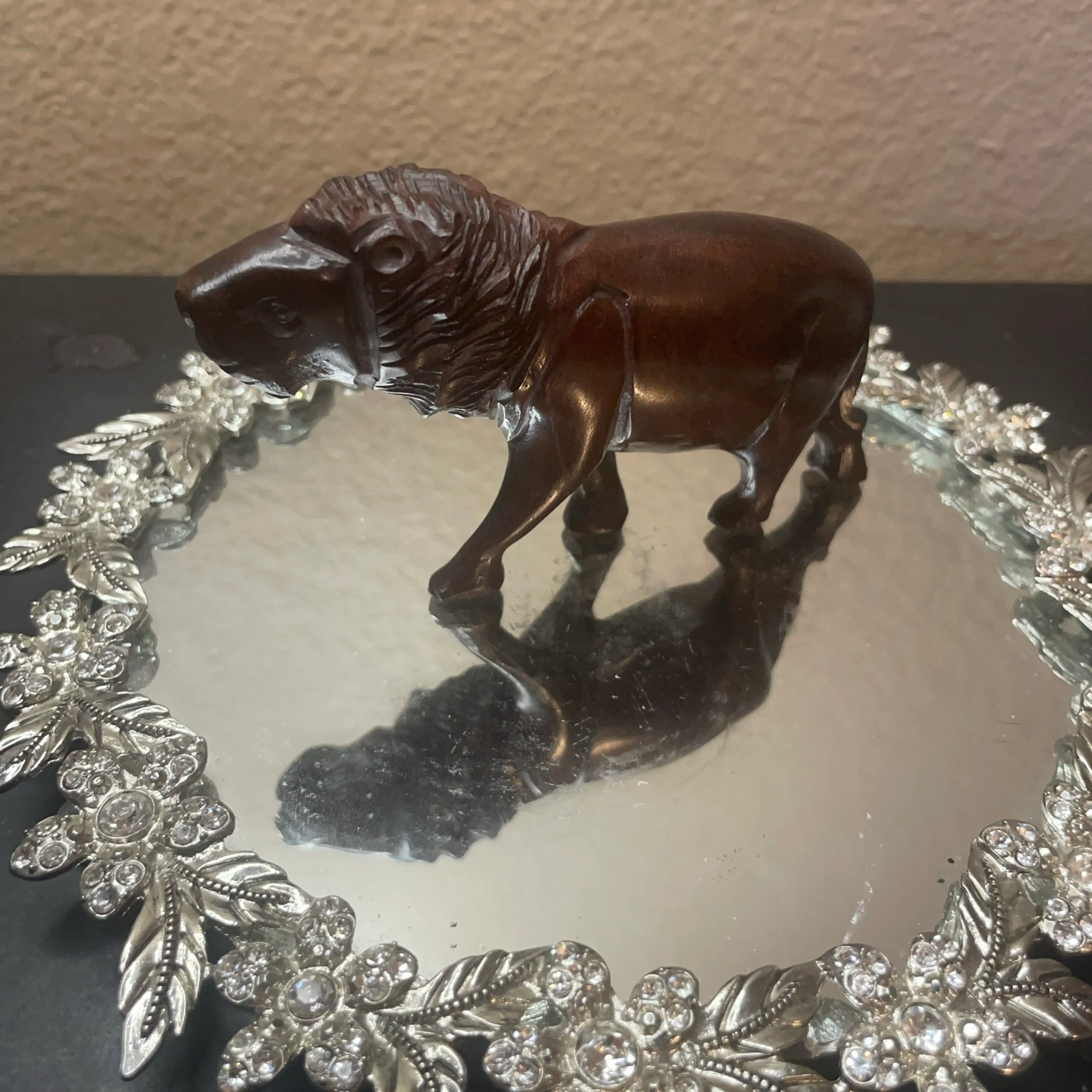 Image 4 of 5