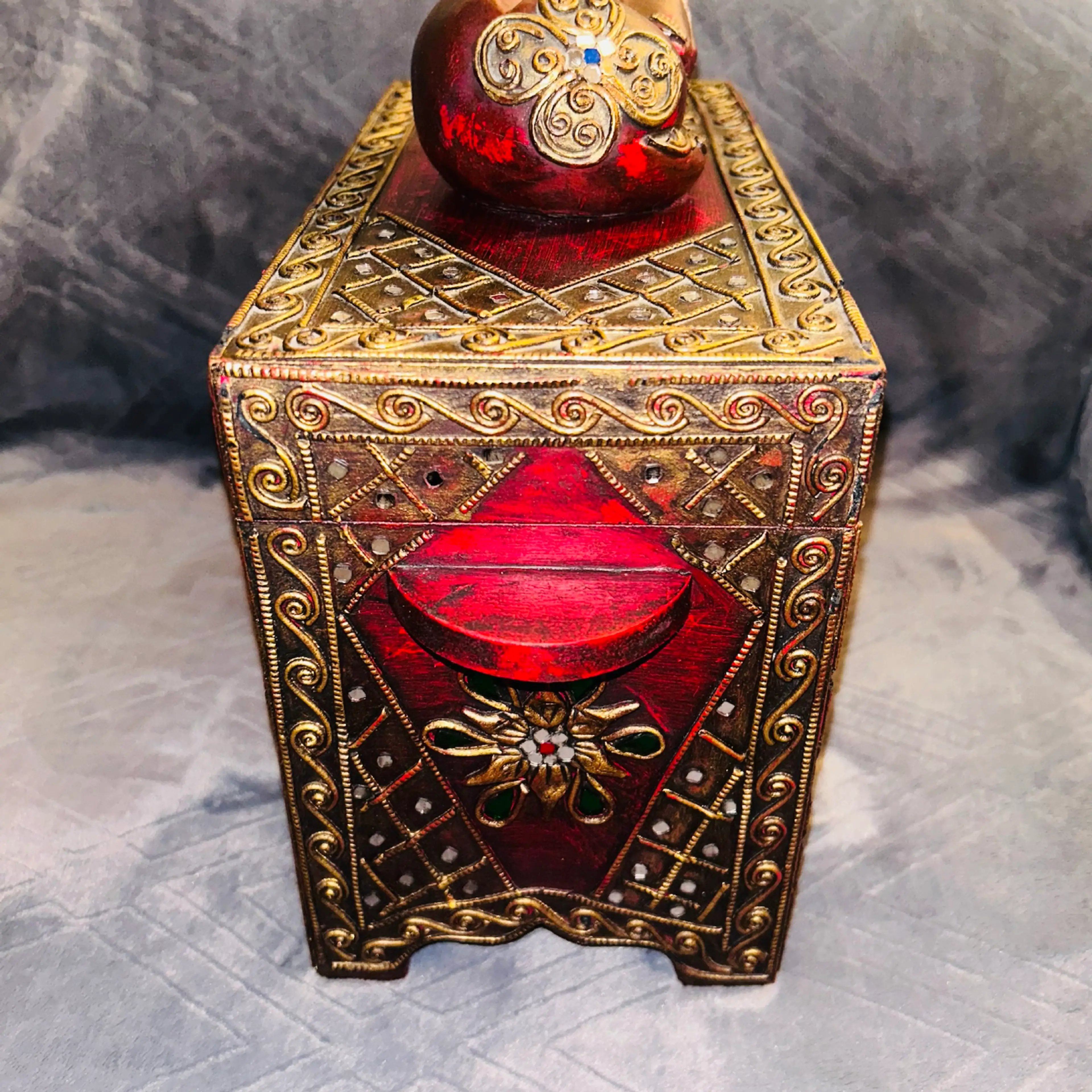 Image 4 of 10