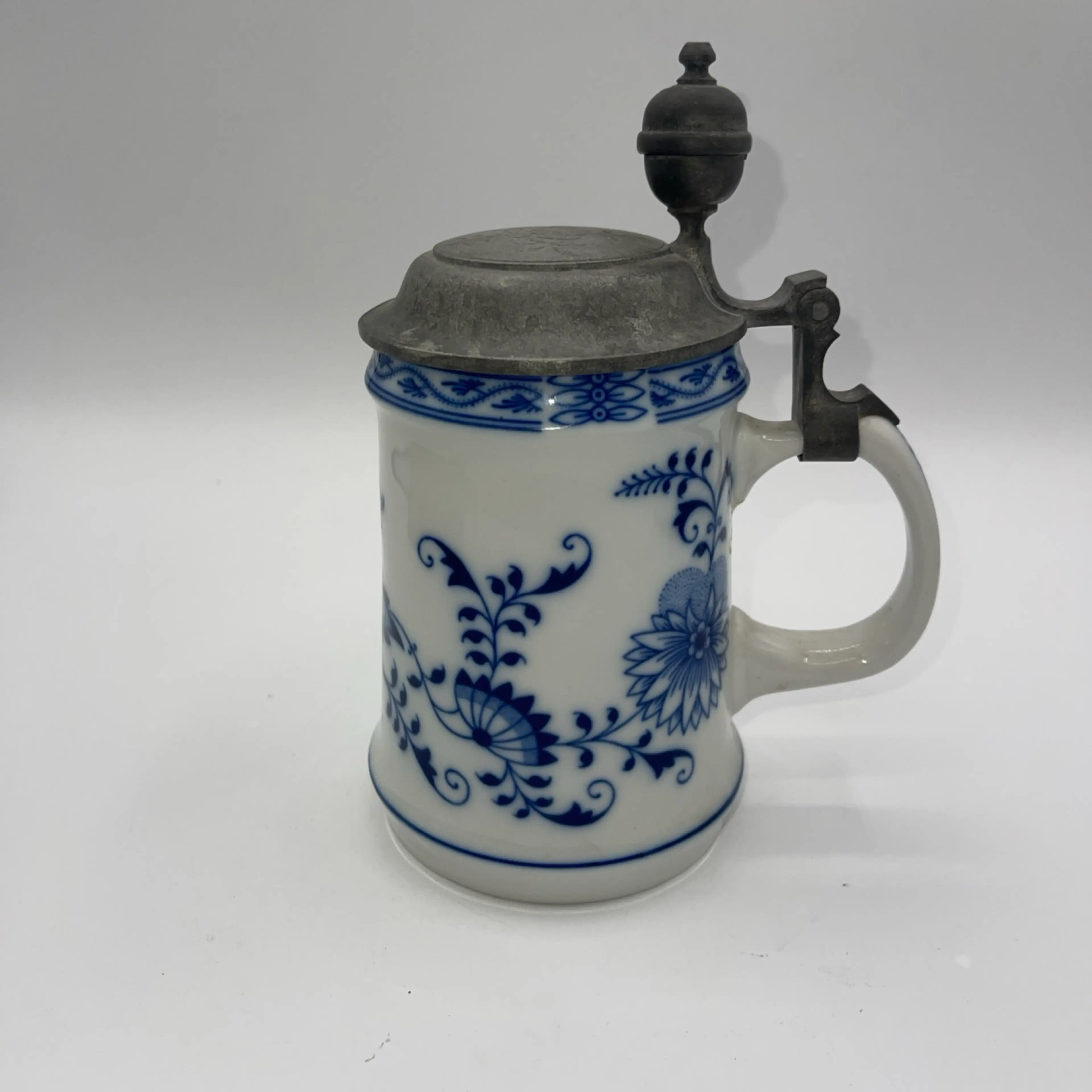 Image 2 of 12