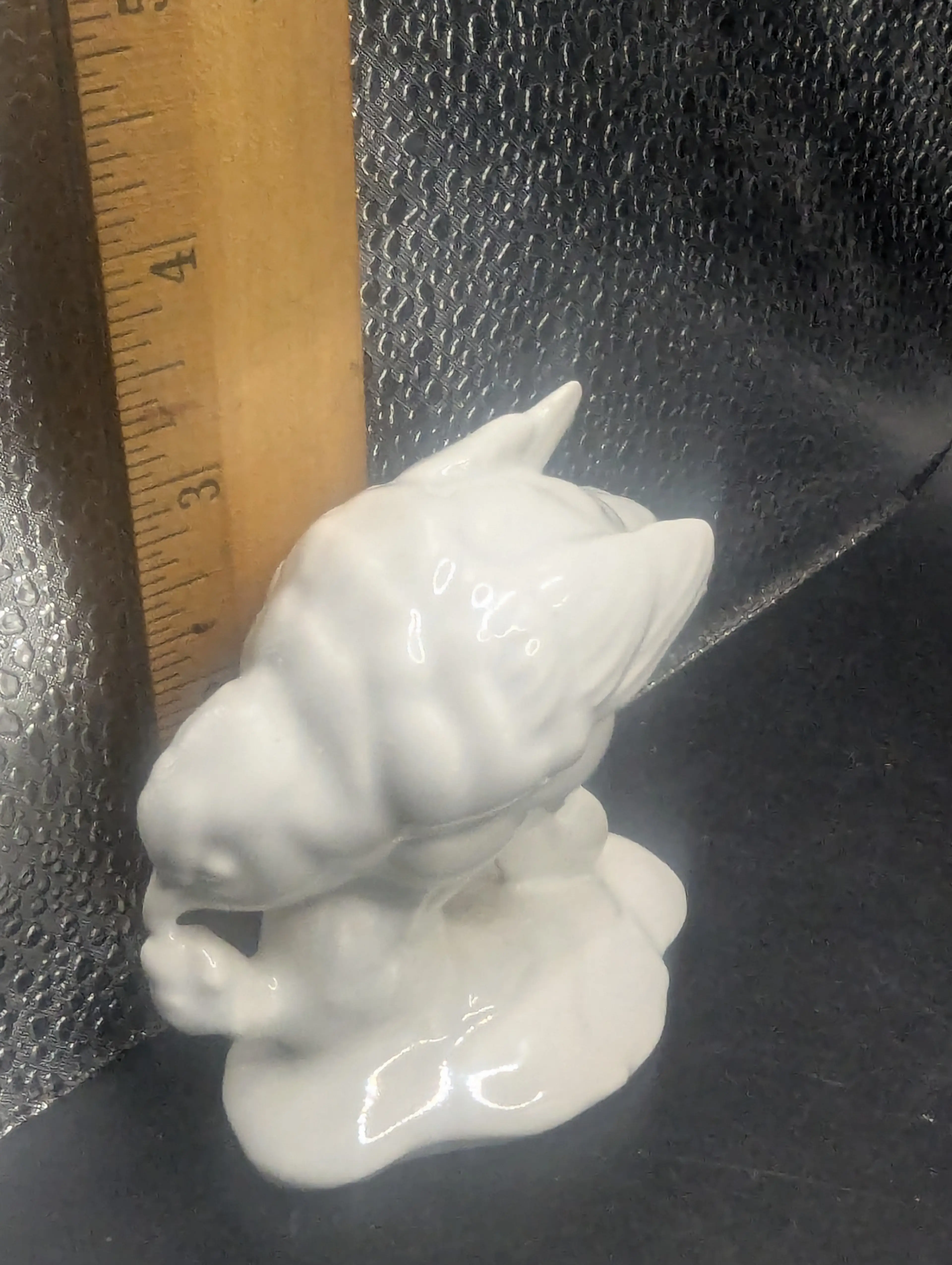 Image 4 of 8