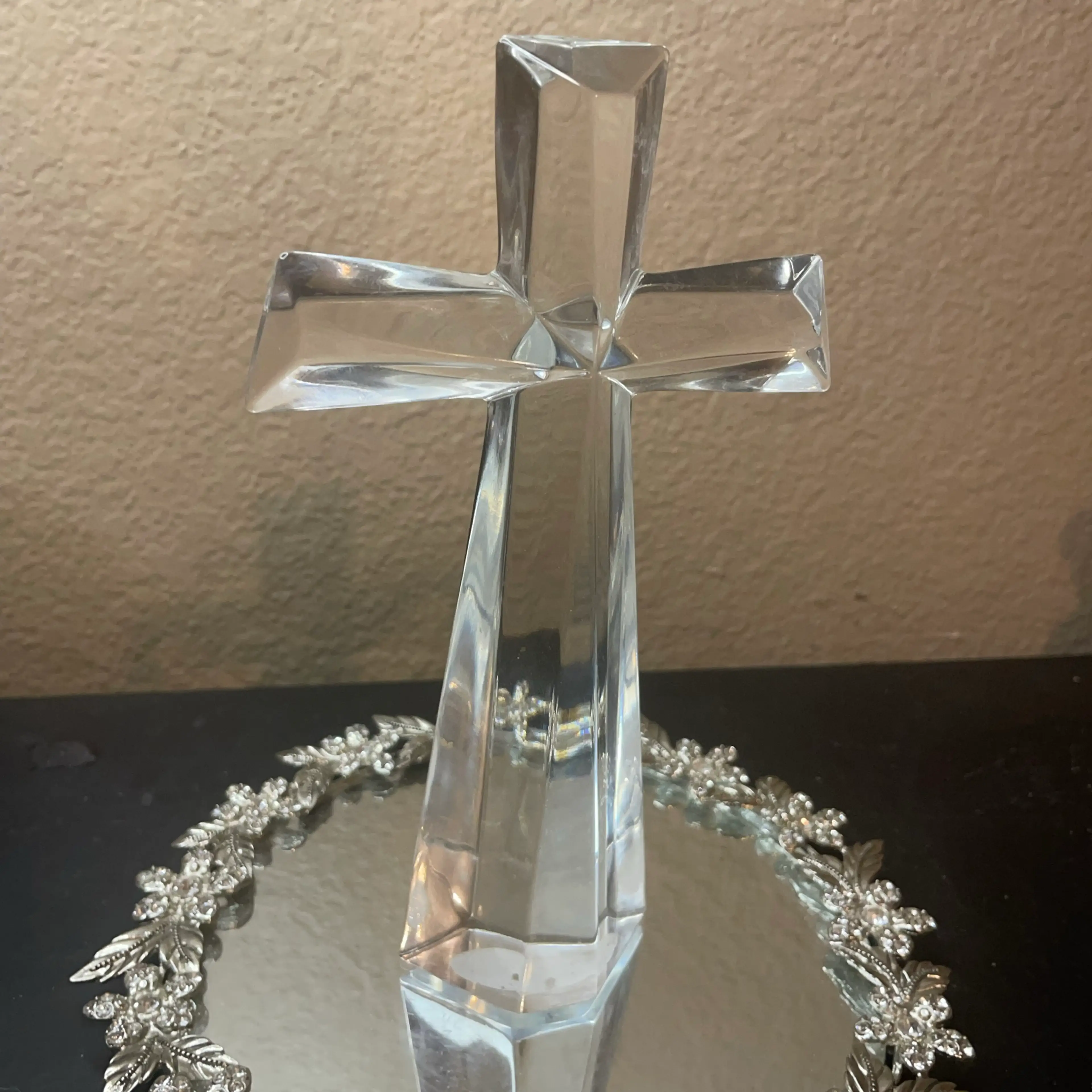 Image 2 of 7