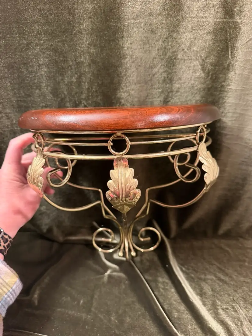 #01 🥳Vintage Home Interiors Wood & Gold Metal Half Moon Wall Accent Shelf Leaf Details