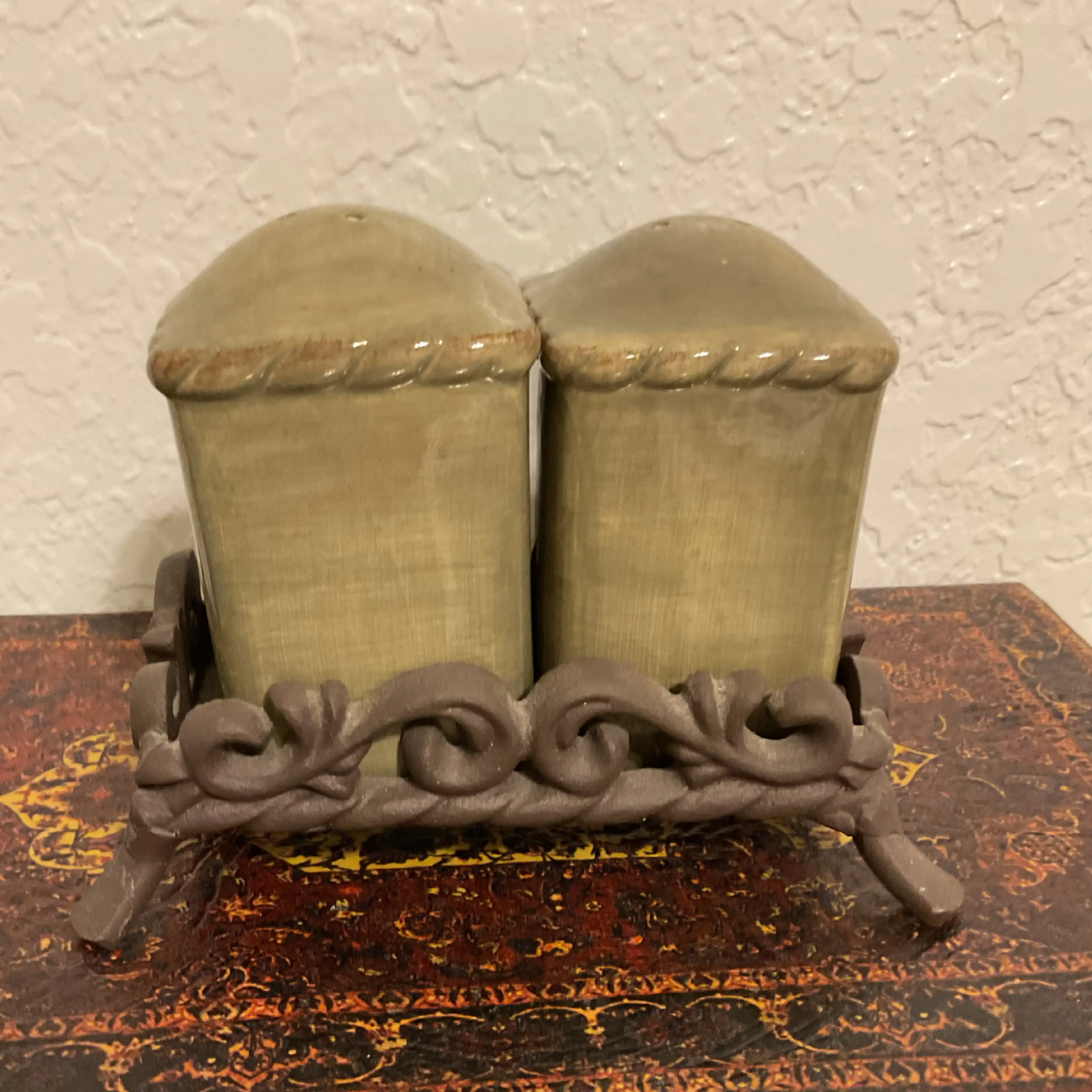Image 1 of 2
