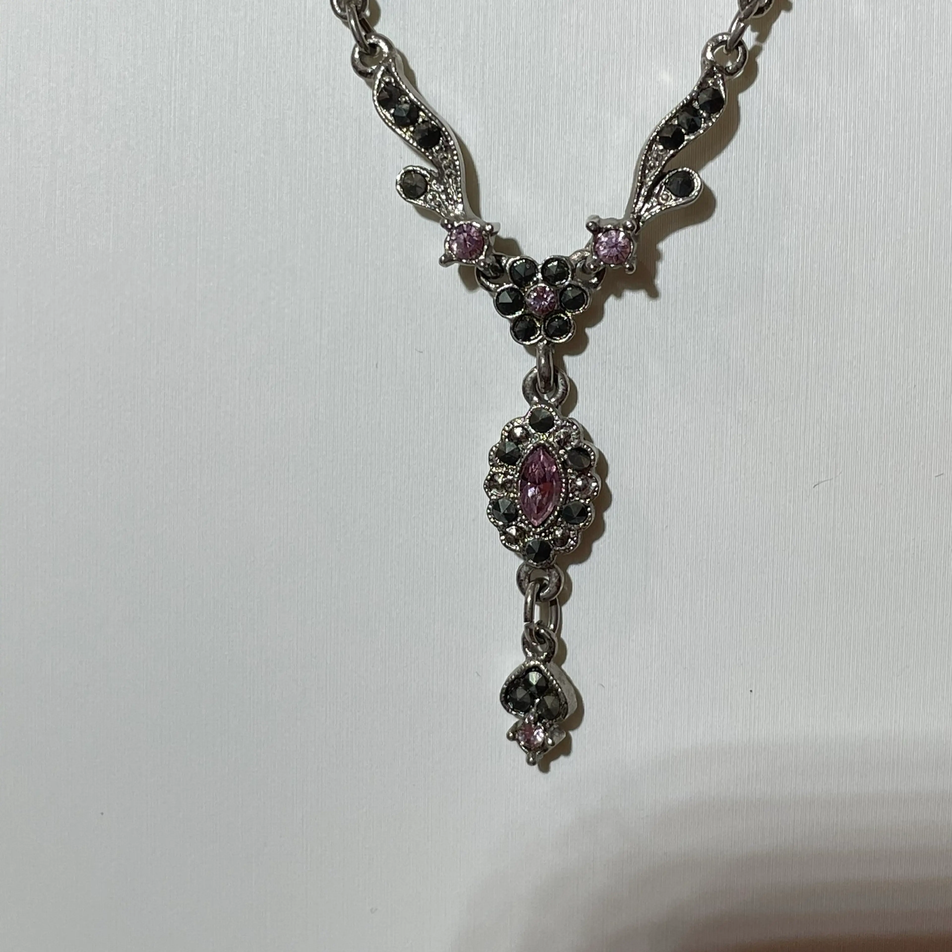 Image 2 of 6