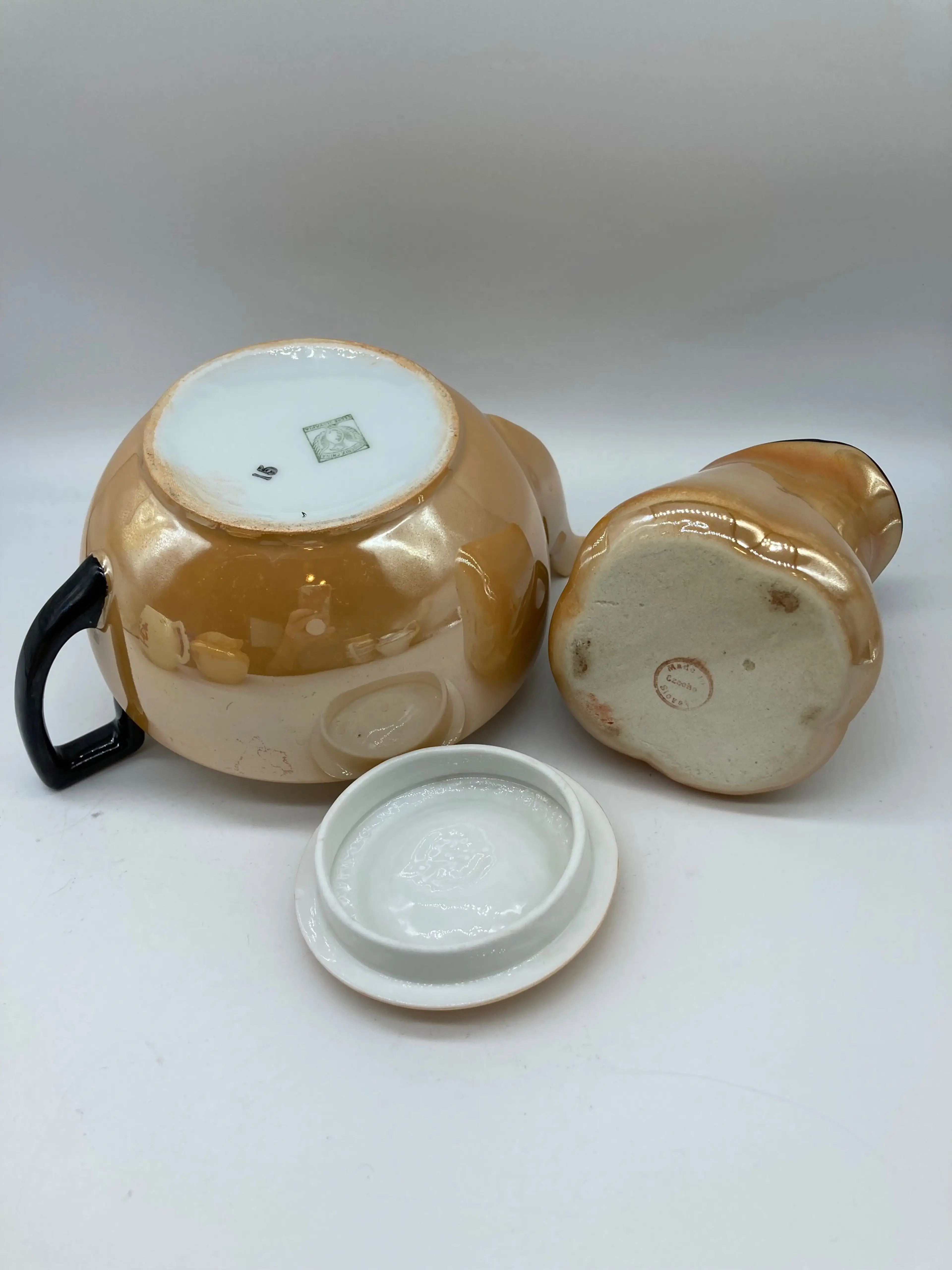 Image 2 of 4