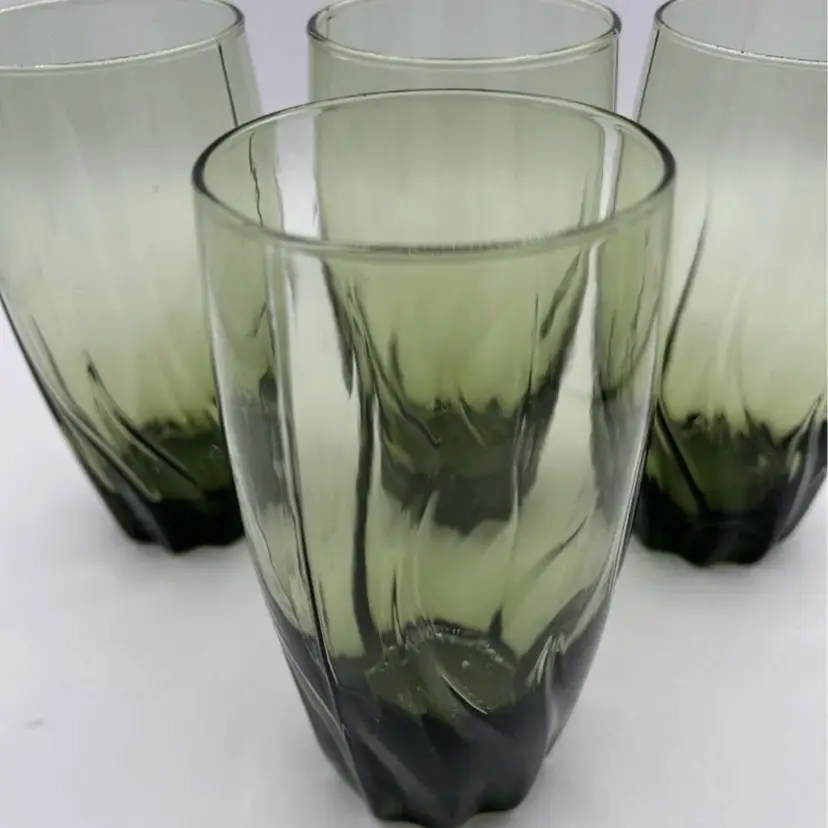 Set If 4 Anchor Hocking Central Park Ivy Green Swirl Glasses Tumblers