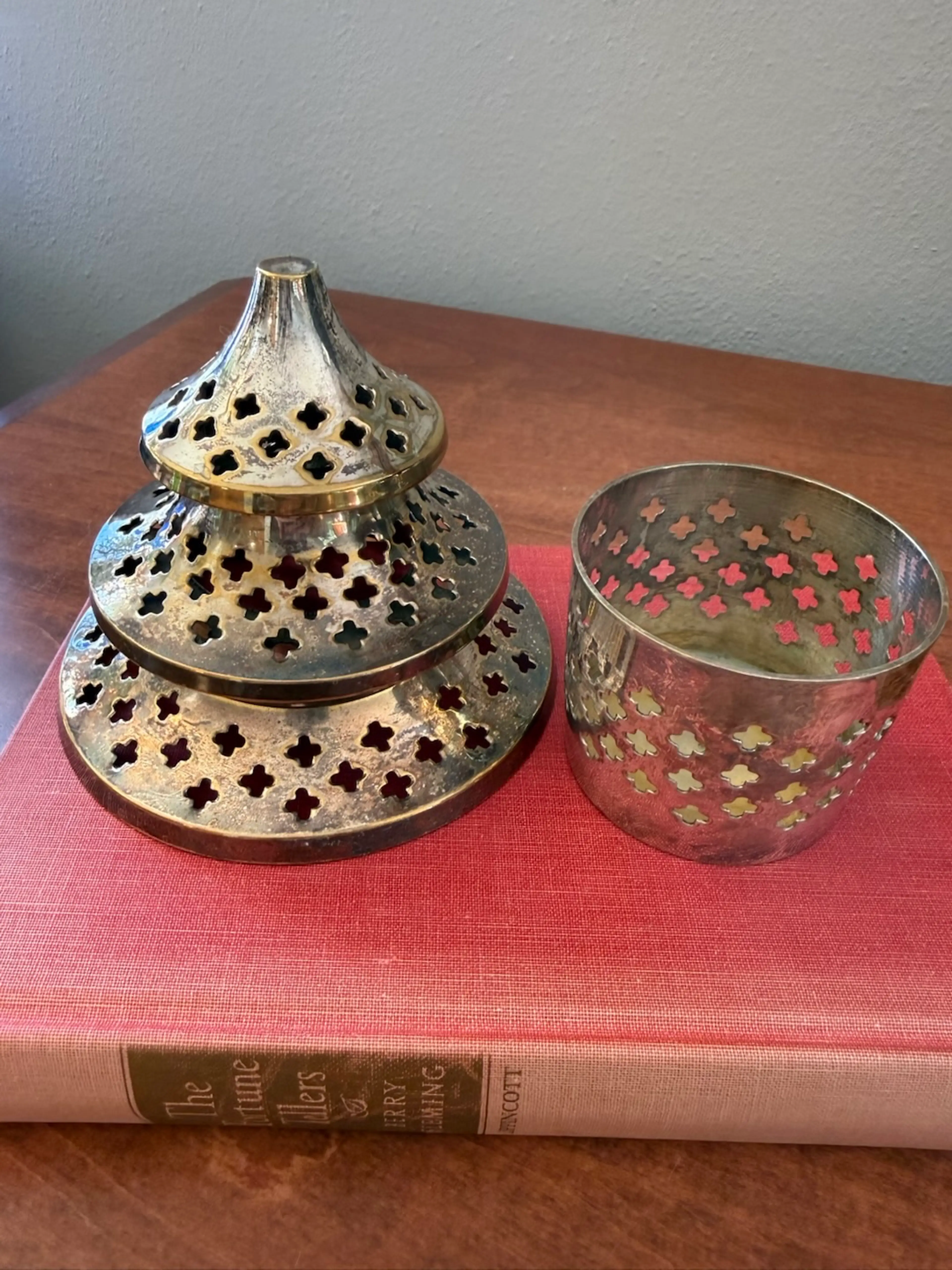 Image 3 of 4