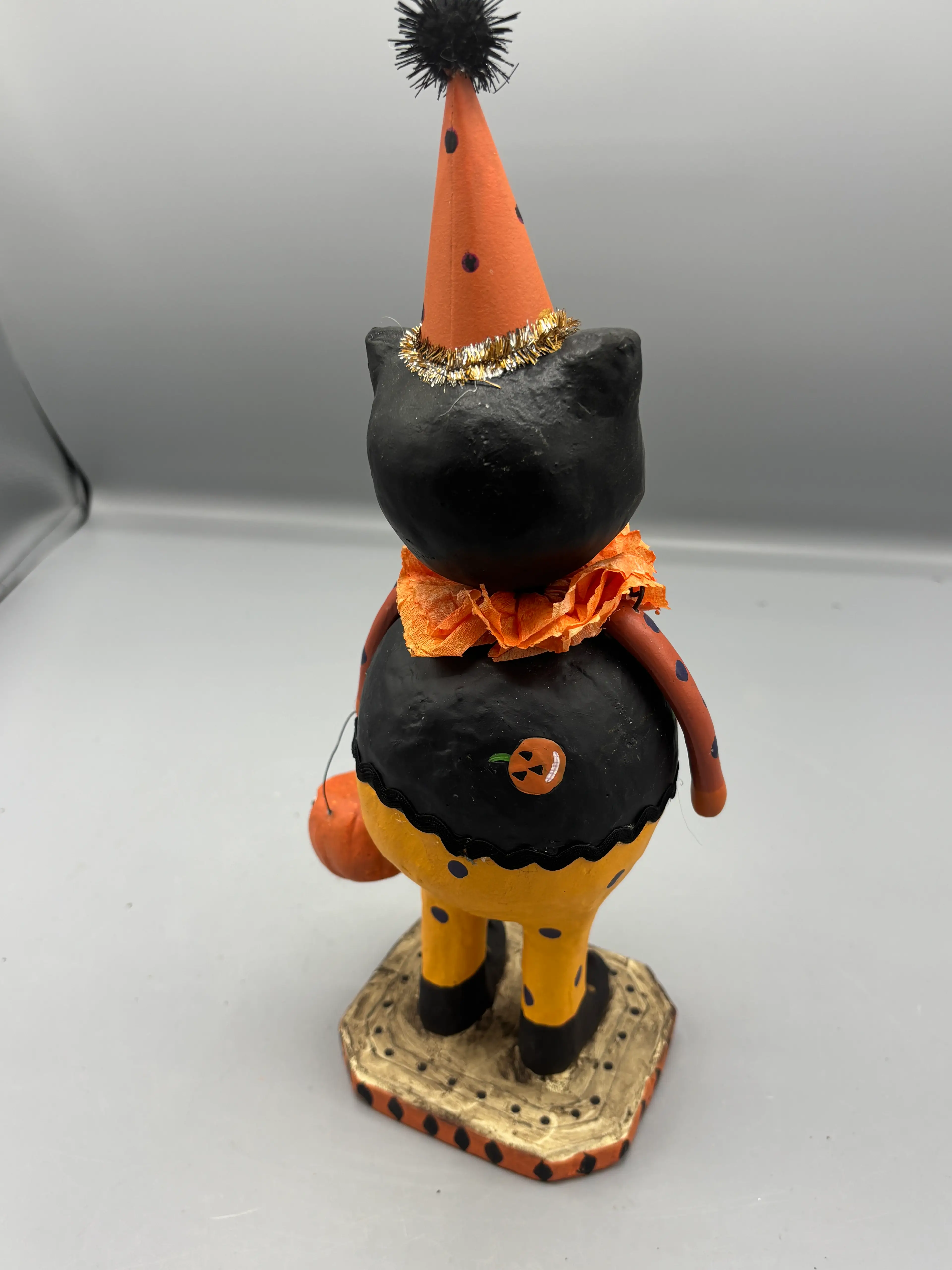 Image 3 of 6