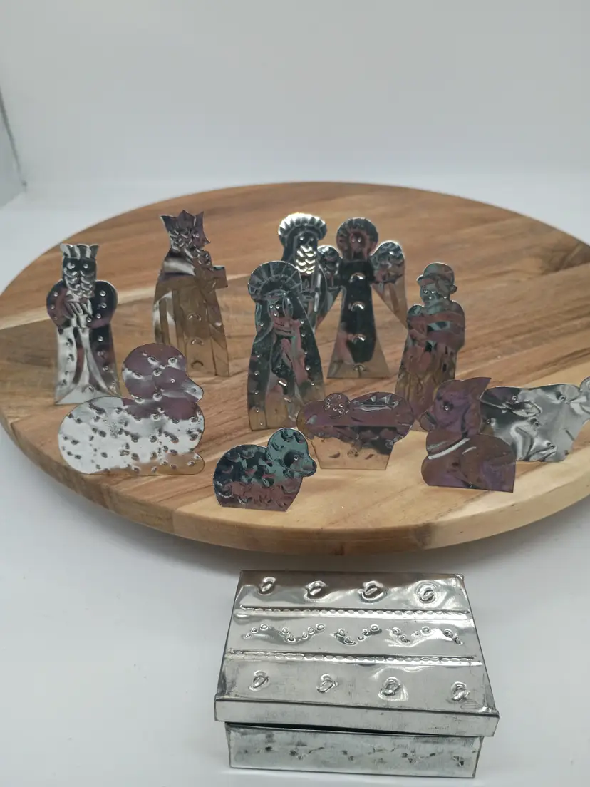 Mexican Folk Art Punched Tin 11PC Nativity Scene + Storage Box.