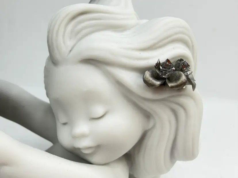 Lladró "Playing at Sea" Mermaid Silver Lustre Porcelain Figurine 01008545 A1223