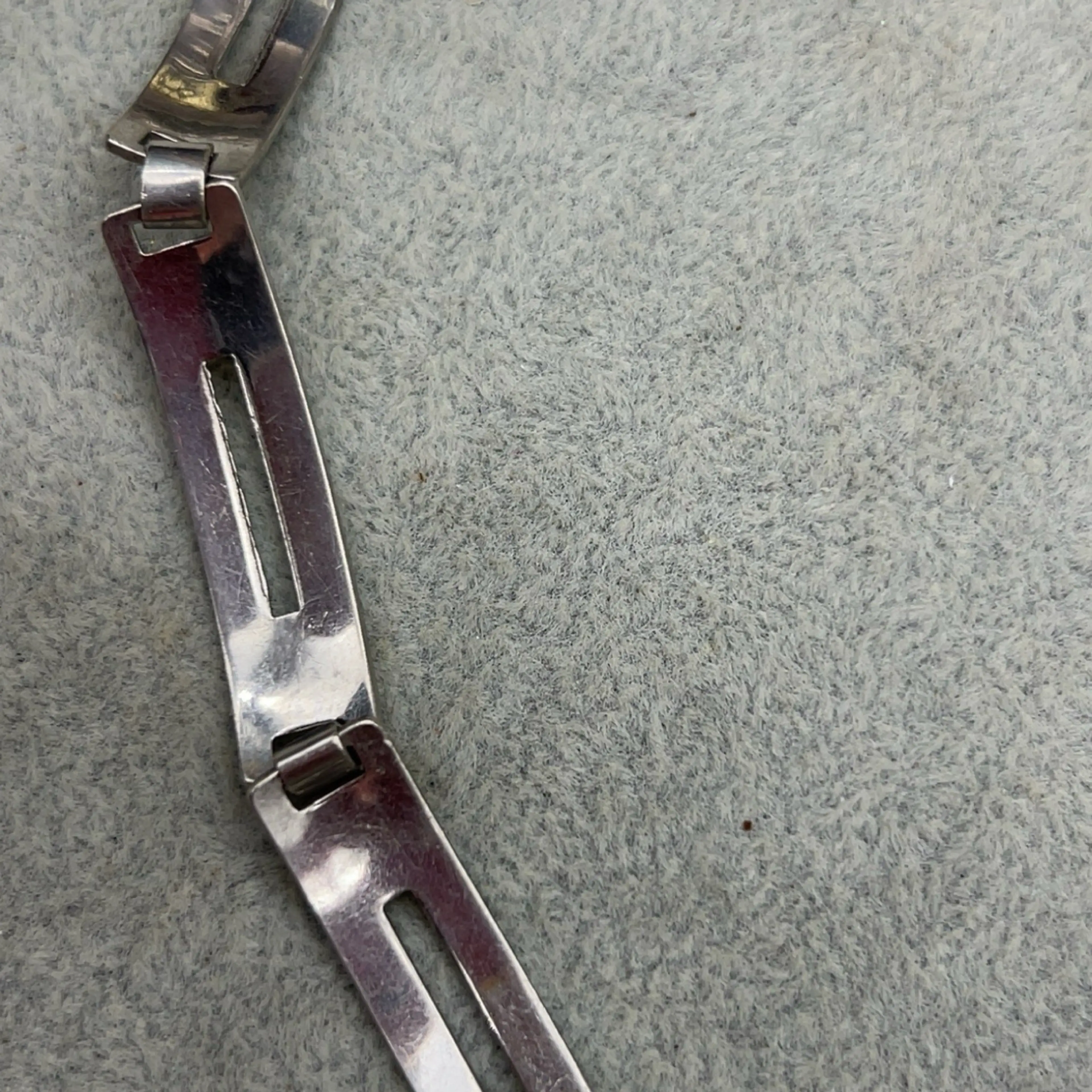 Image 4 of 4