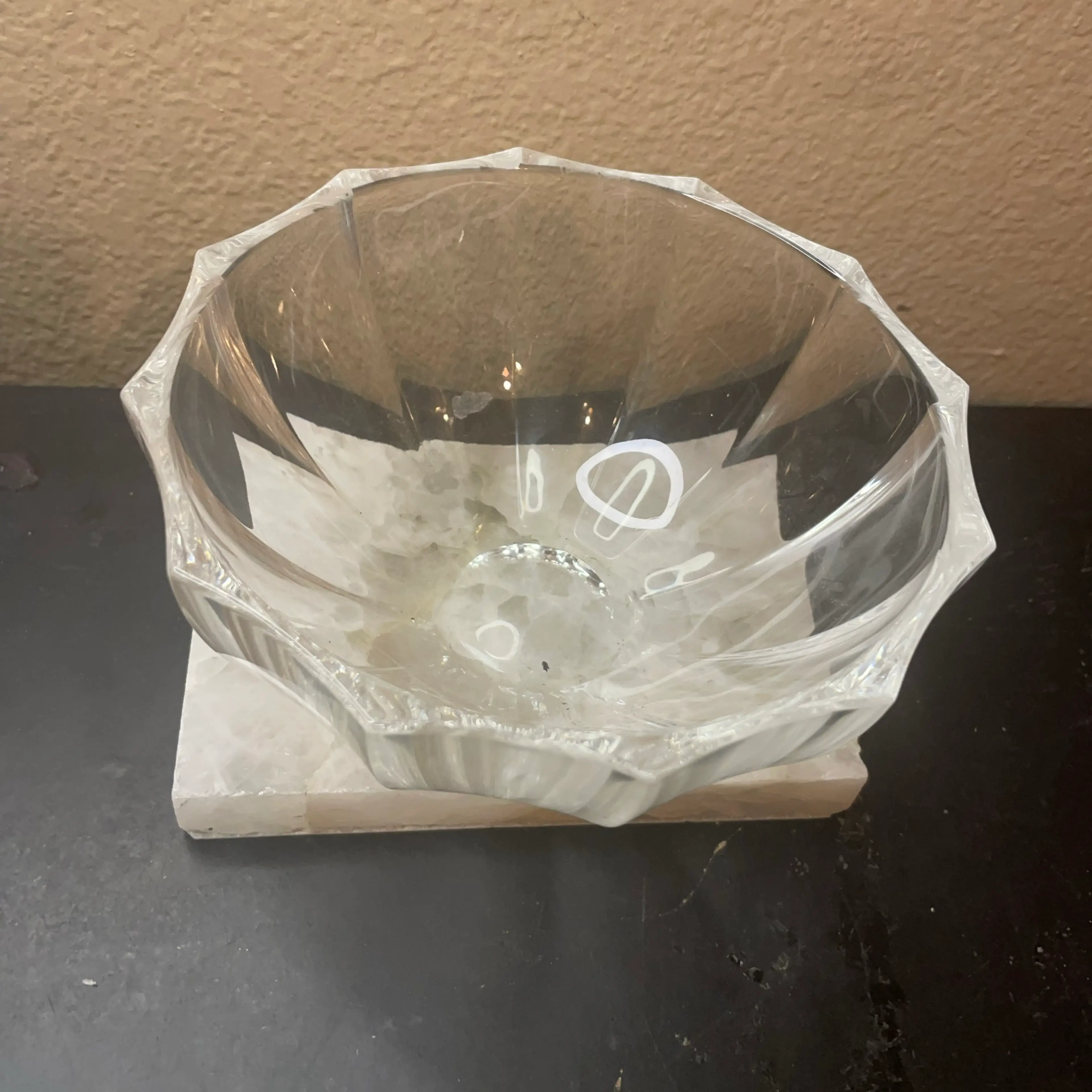 Image 2 of 6