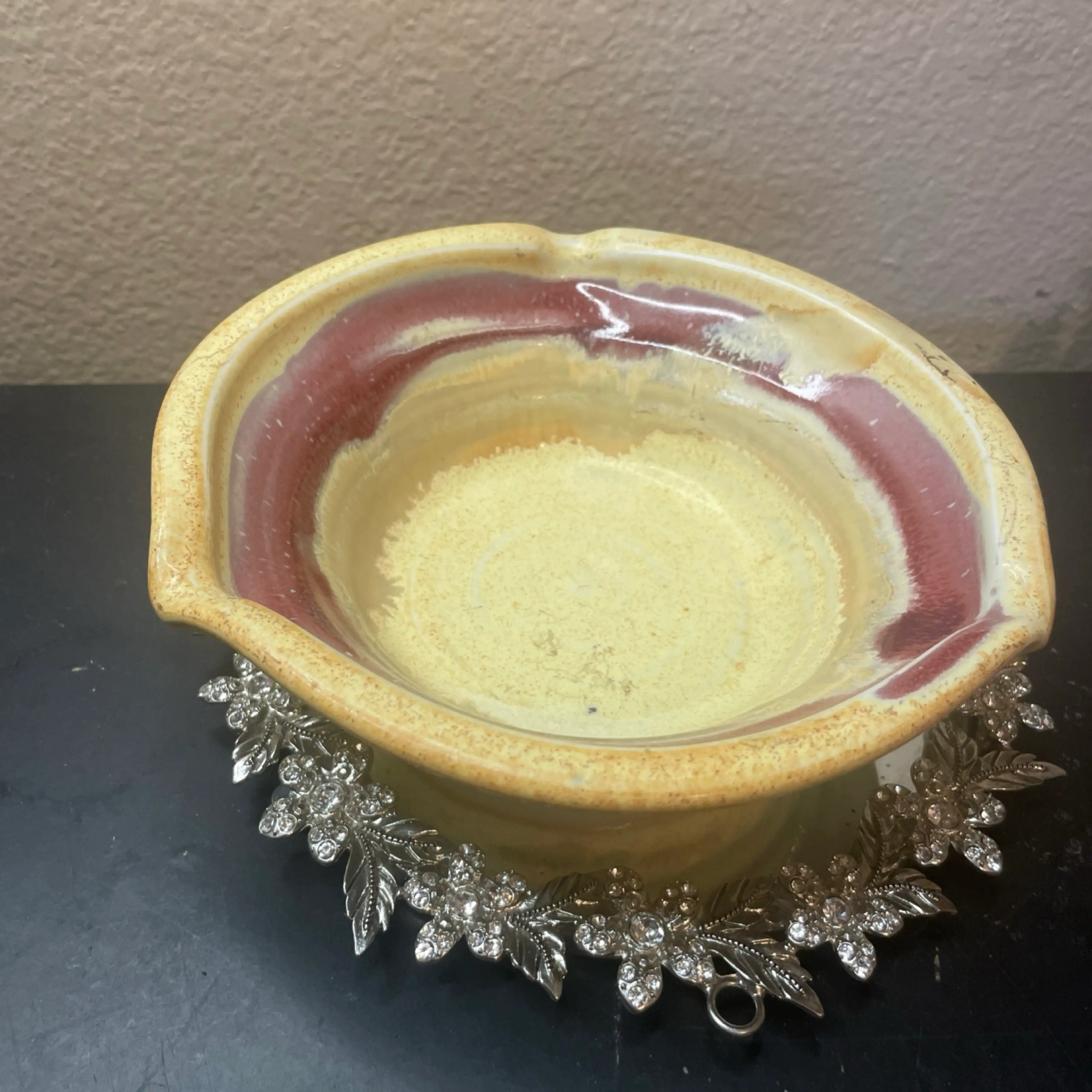 Image 3 of 3