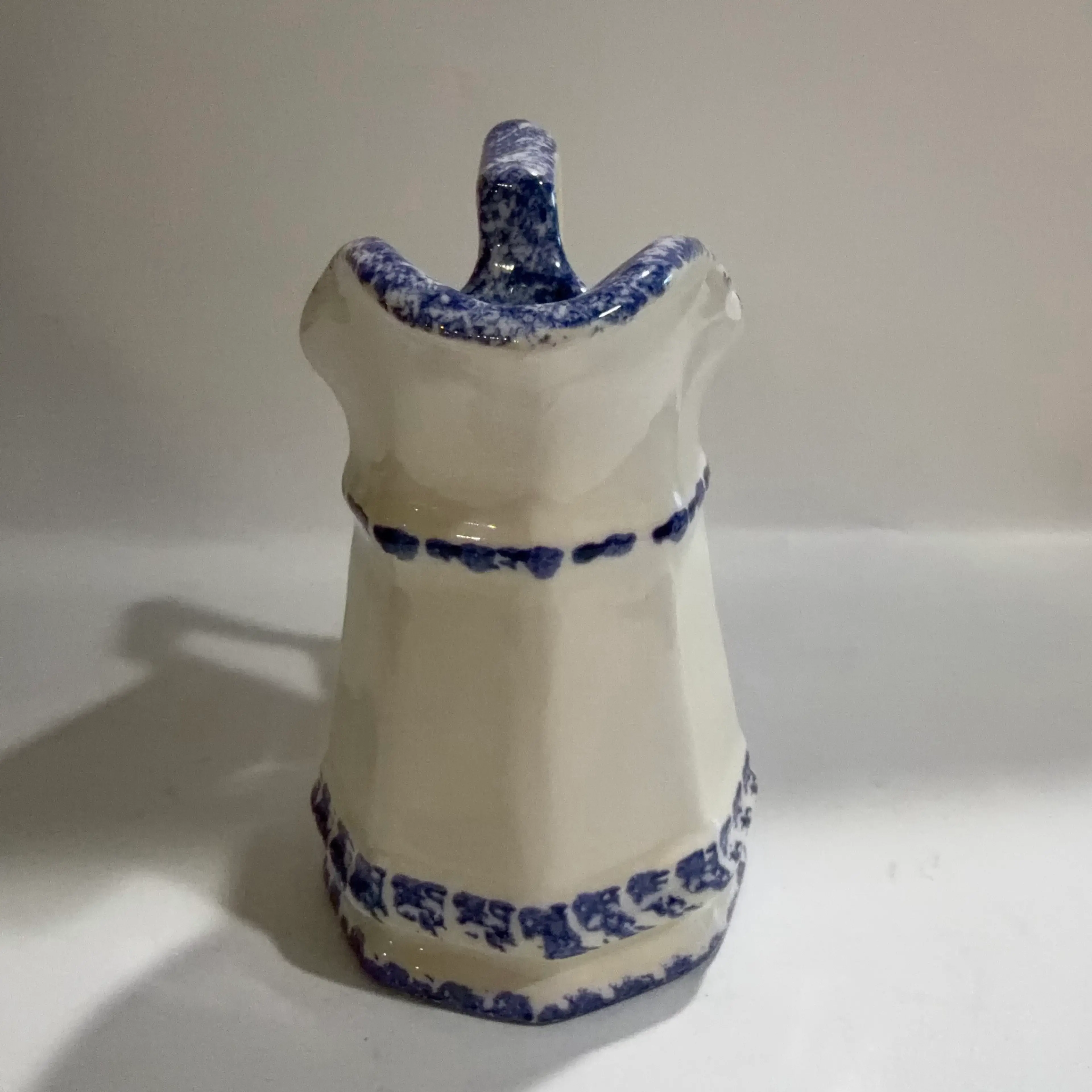 Image 2 of 6