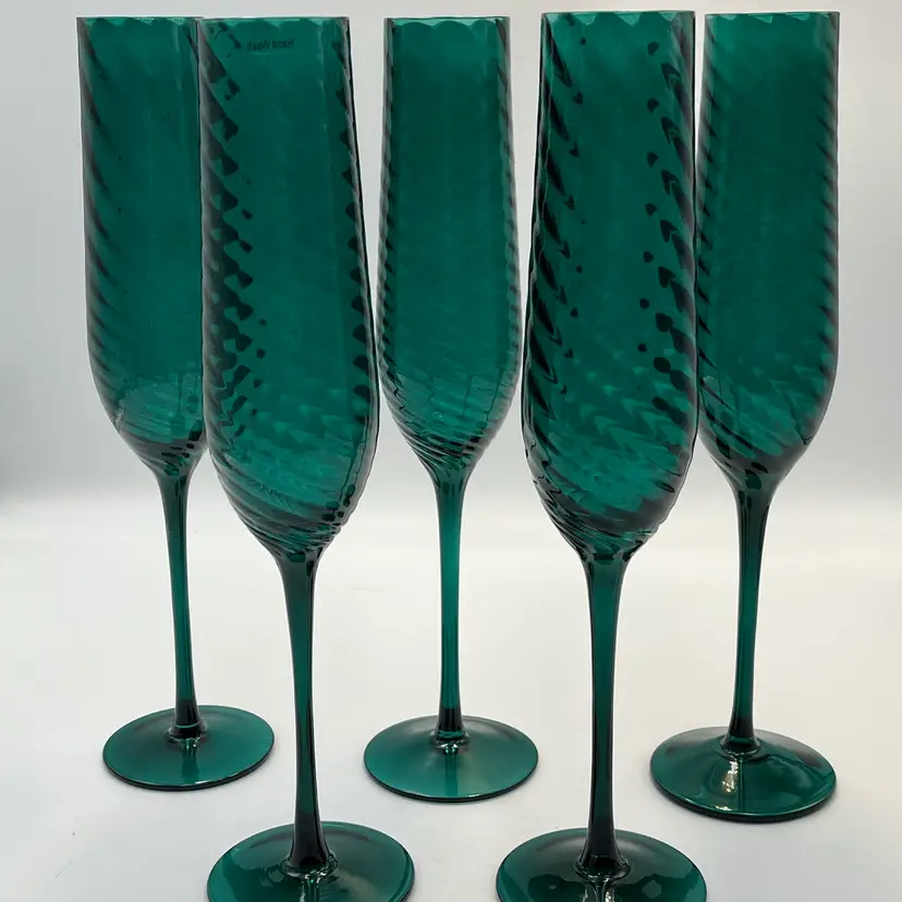 (5) Godinger- Infinity Emerald Crystal Champagne Flutes