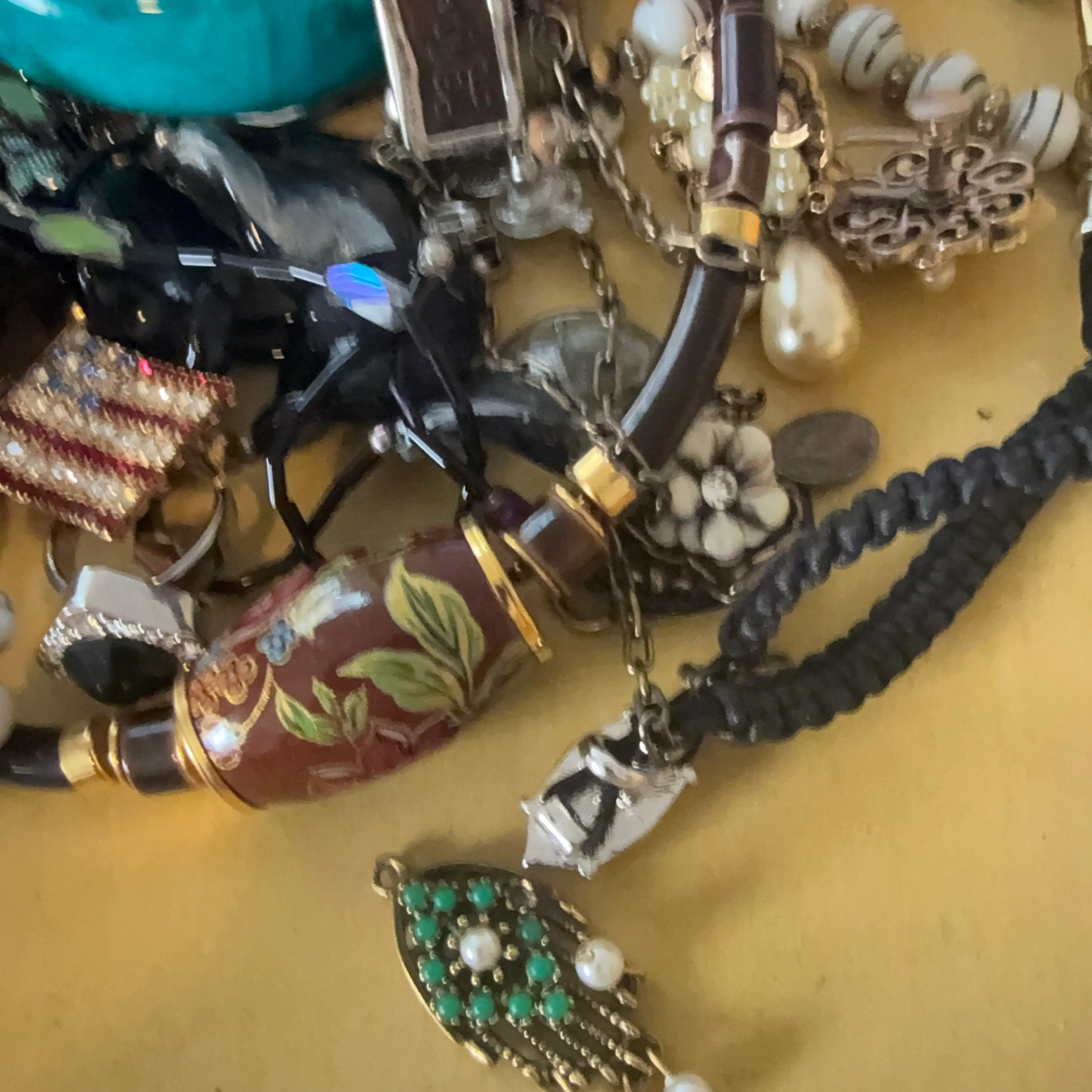 Image 2 of 6