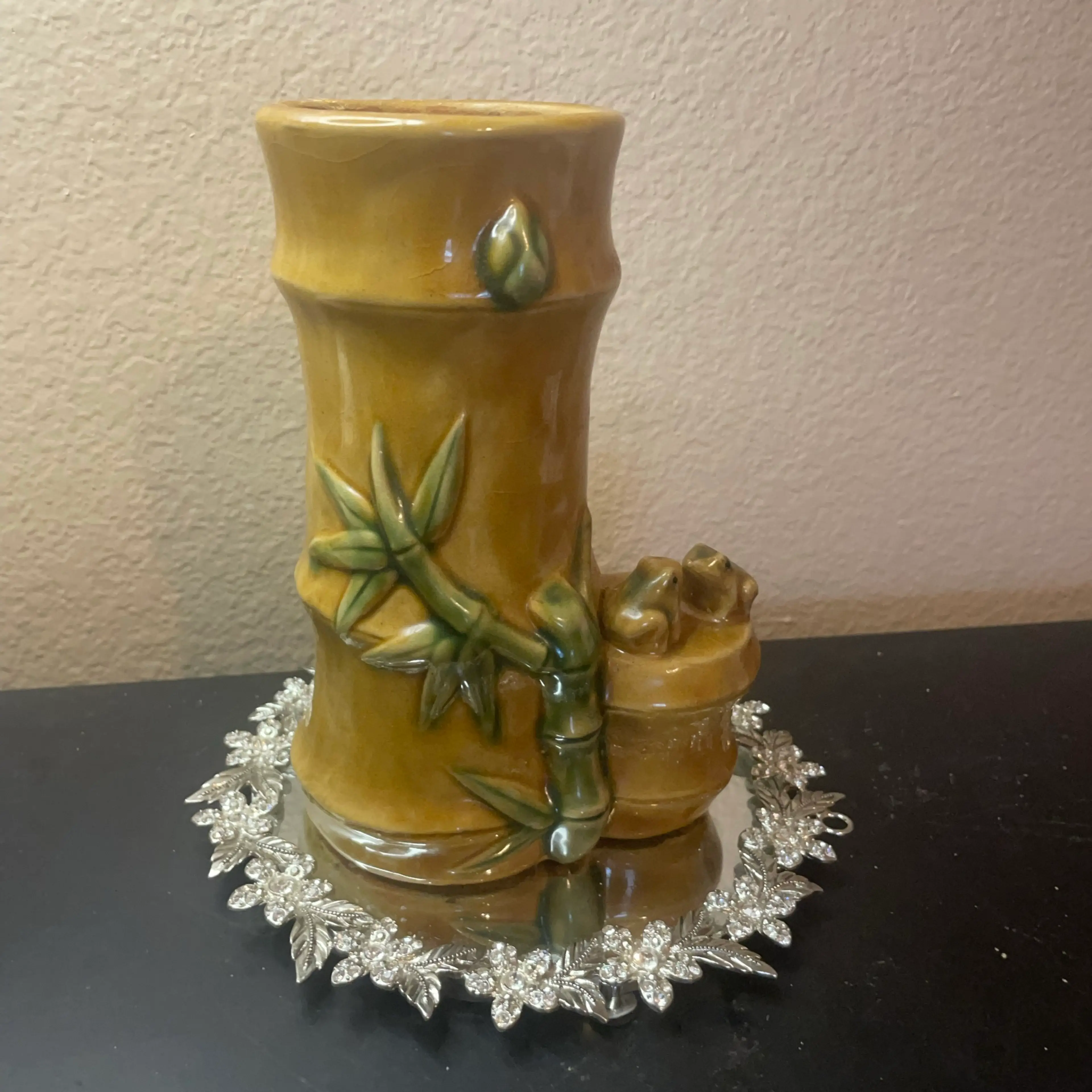Image 2 of 7