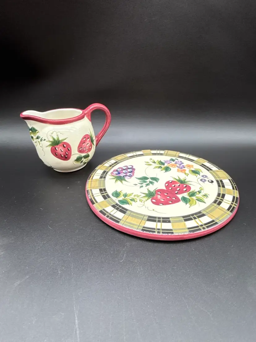 Oneida Strawberry Plaid Ceramic Trivet & Creamer Hand Painted Grapes Florals