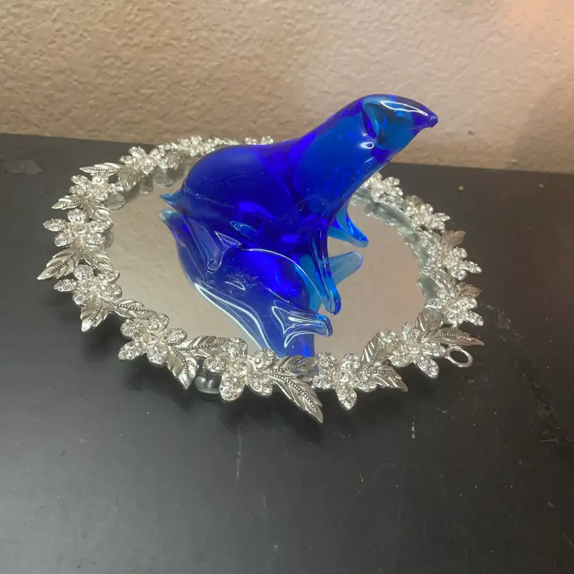 Gorgeous Viking Glass 4” Cobalt Blue Seal Figurine