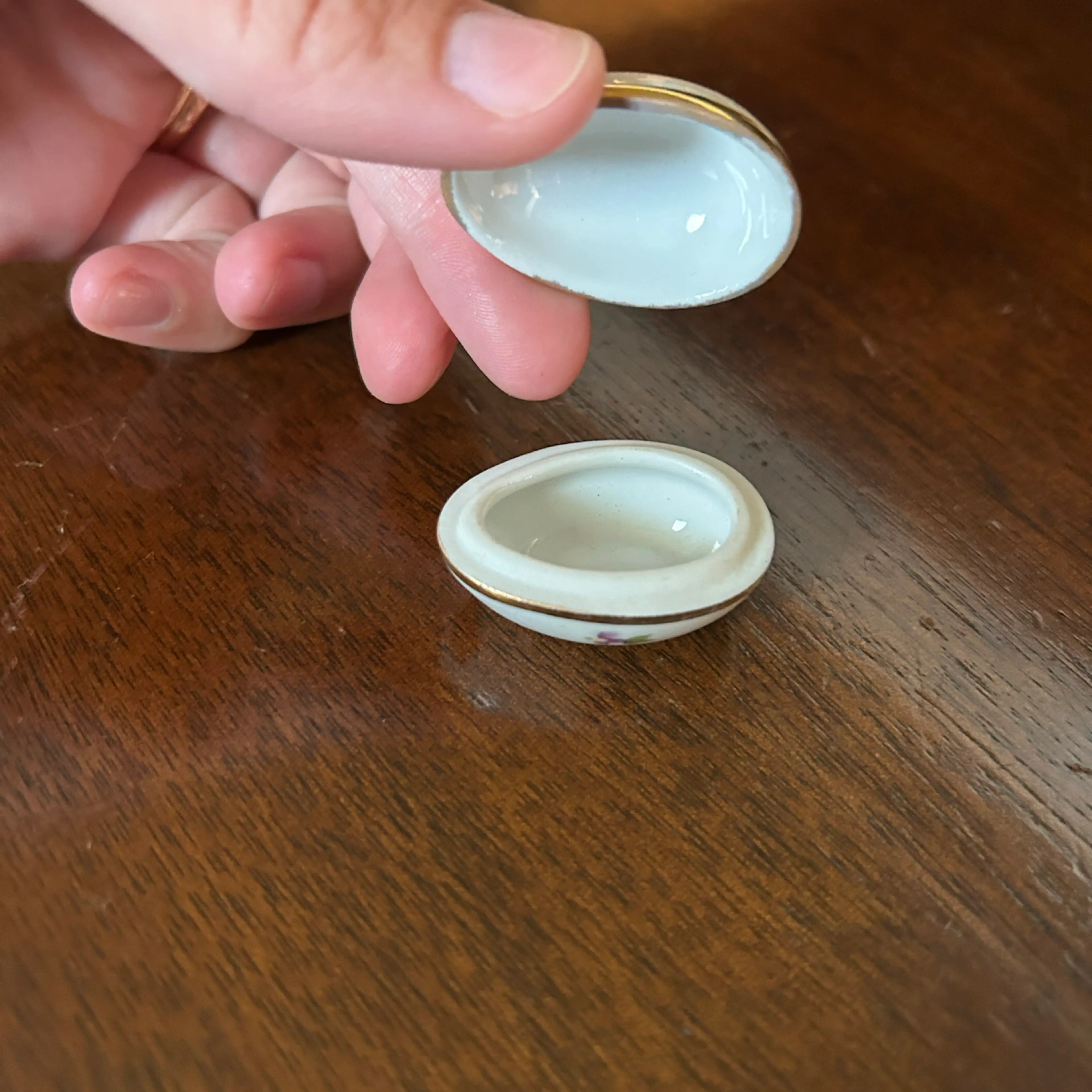 Image 4 of 4