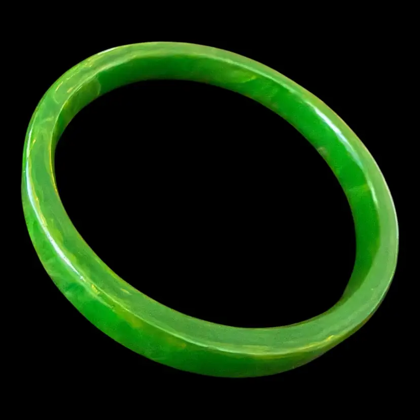 Bakelite Spinach Swirl SMALL Bangle Bracelet 2.25” Opening