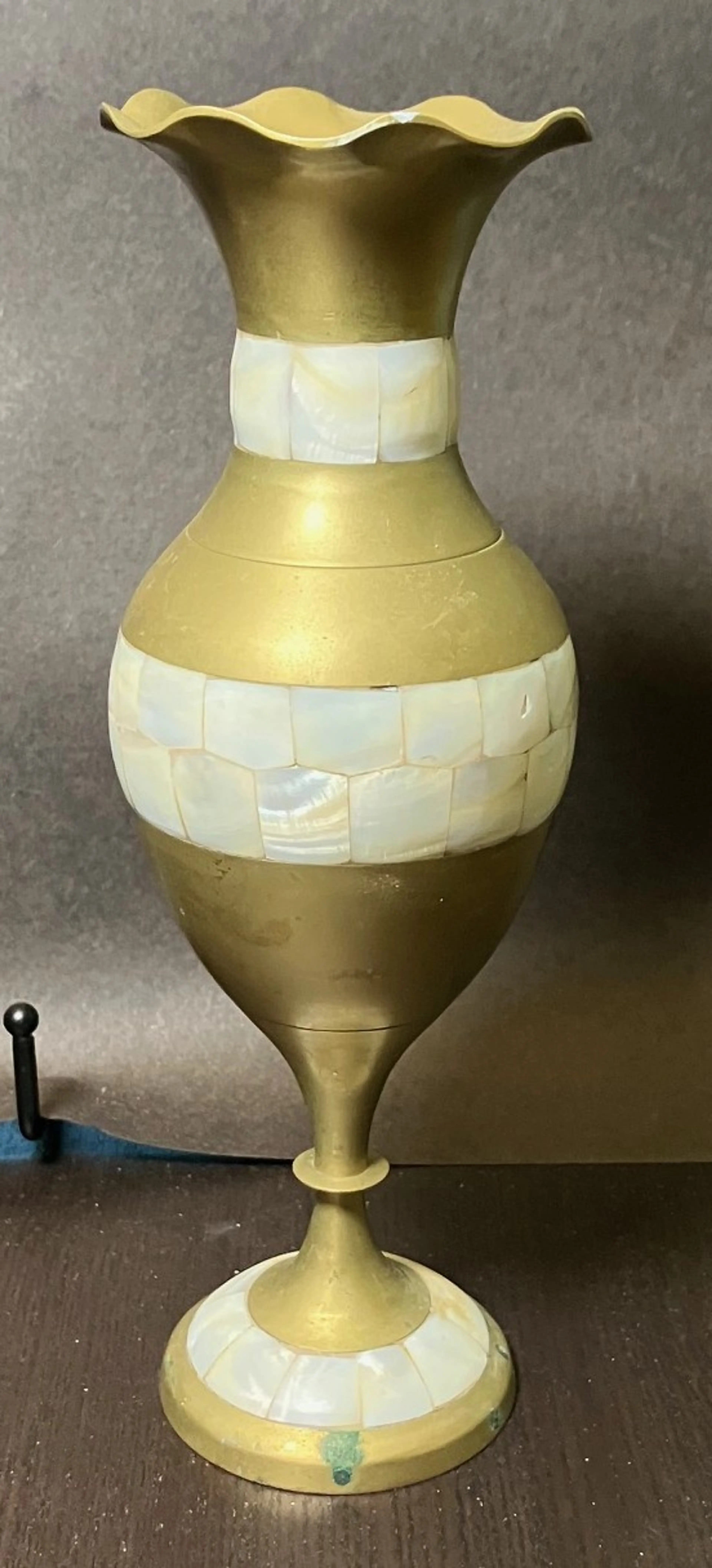 Image 2 of 10