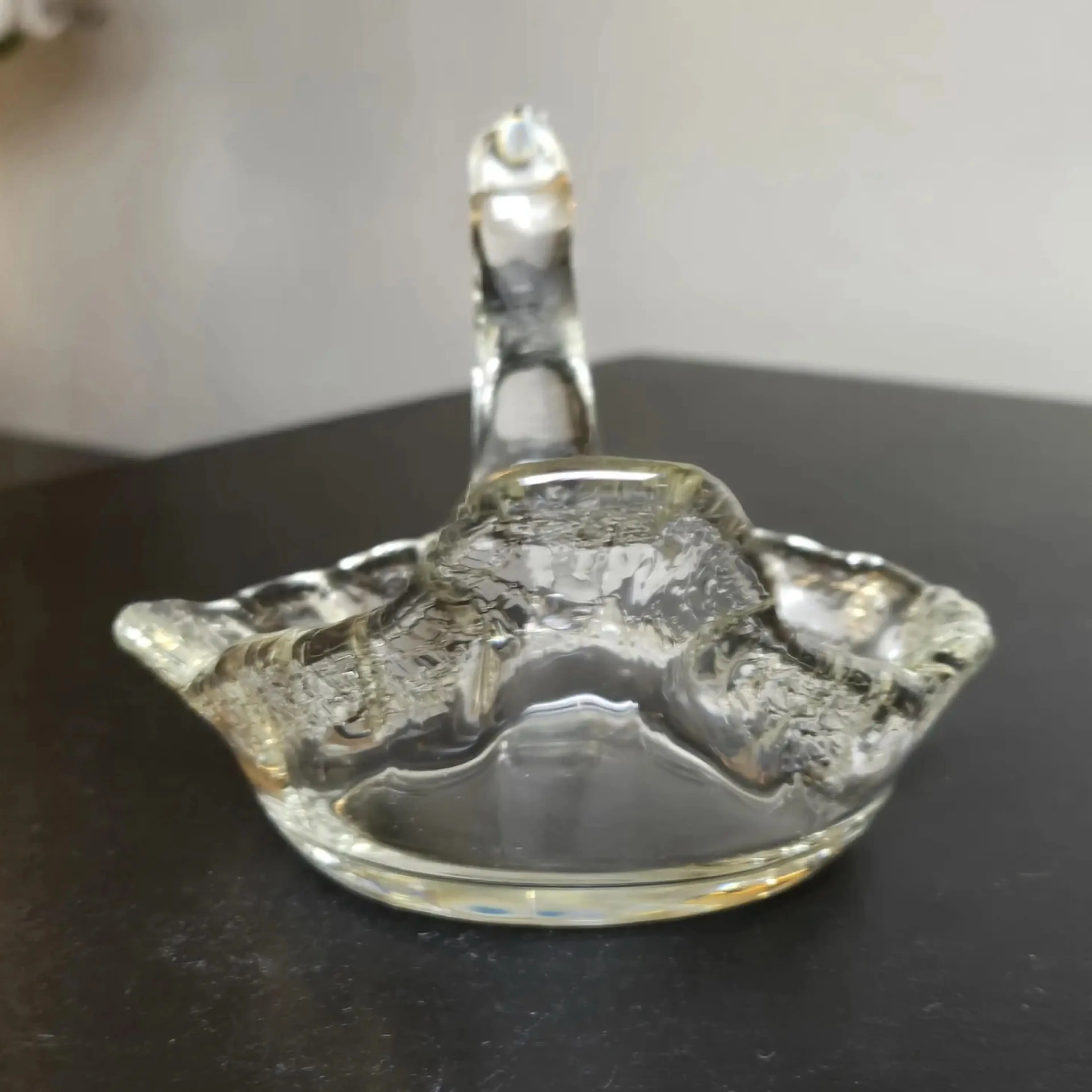 Image 4 of 6