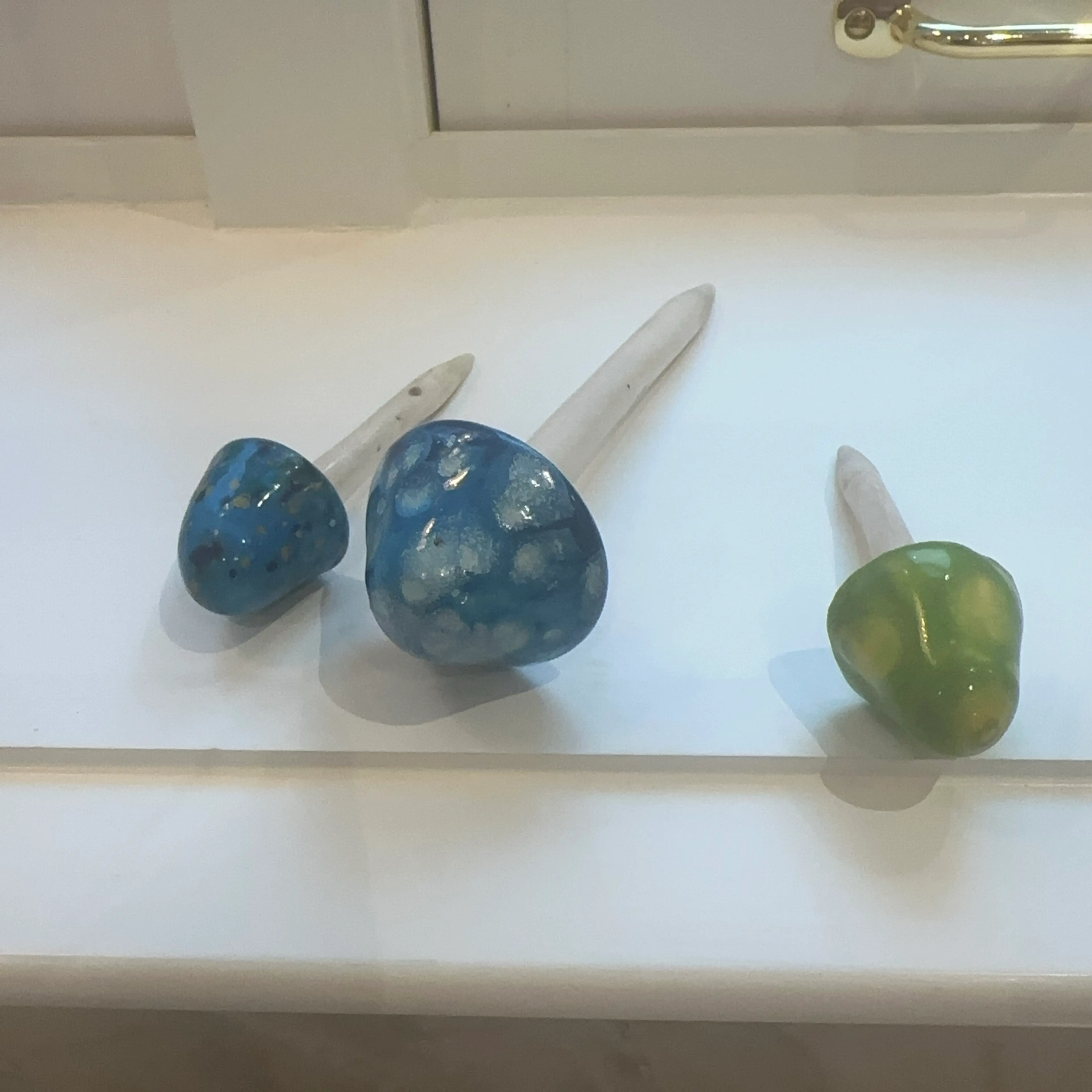 Image 2 of 7