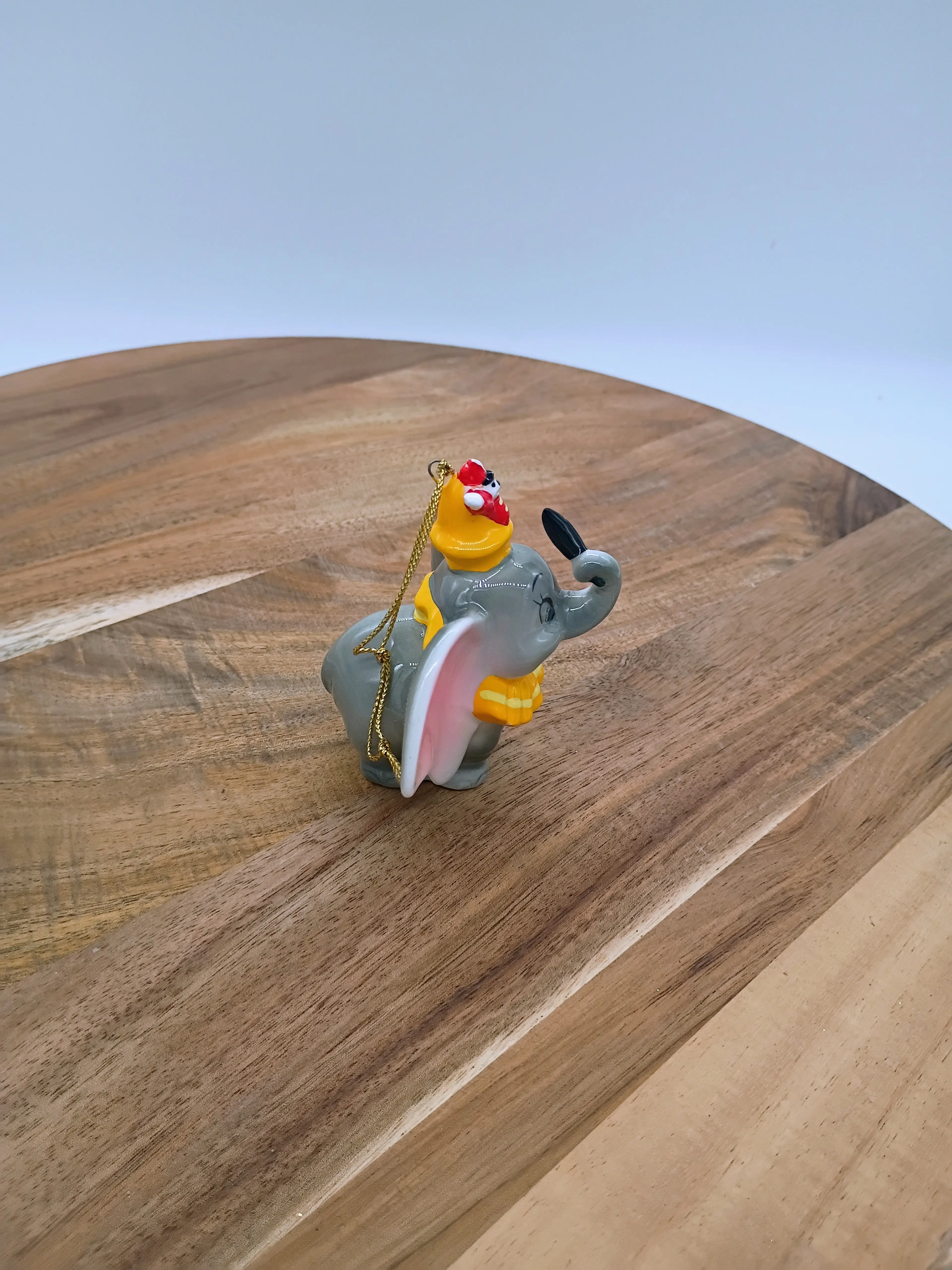 Image 4 of 5